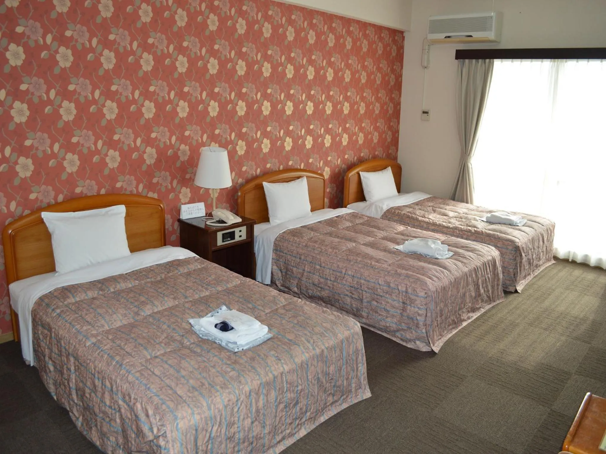 Photo of the whole room, Bed in Harazuru Grand Sky Hotel
