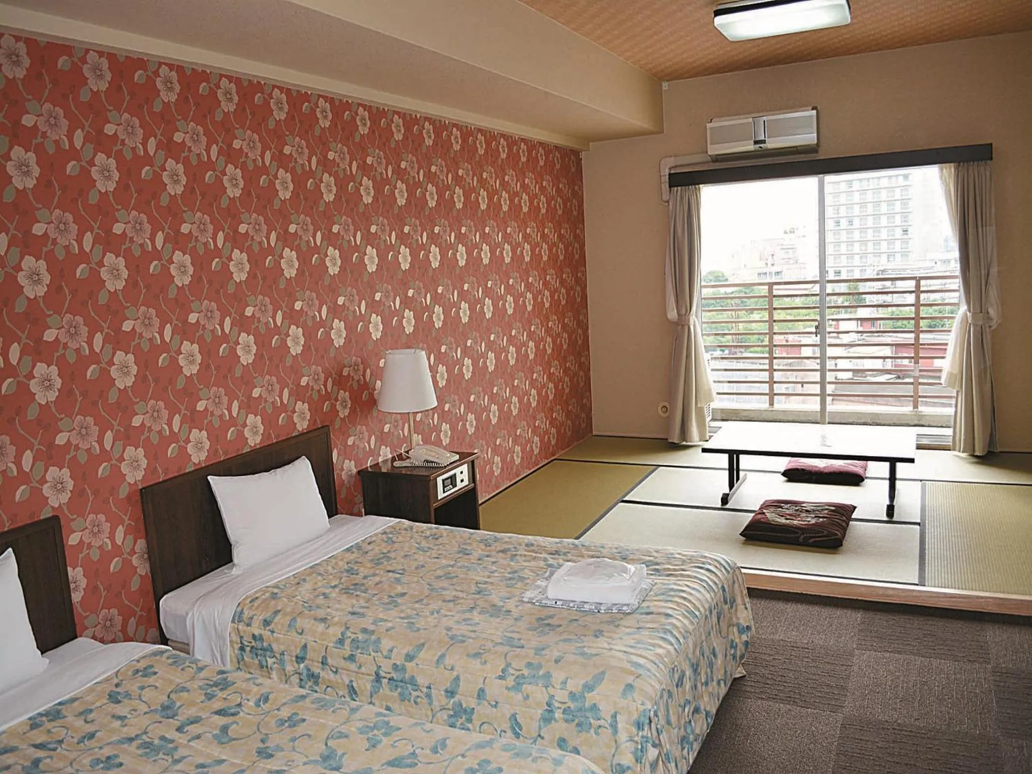 Photo of the whole room, Bed in Harazuru Grand Sky Hotel