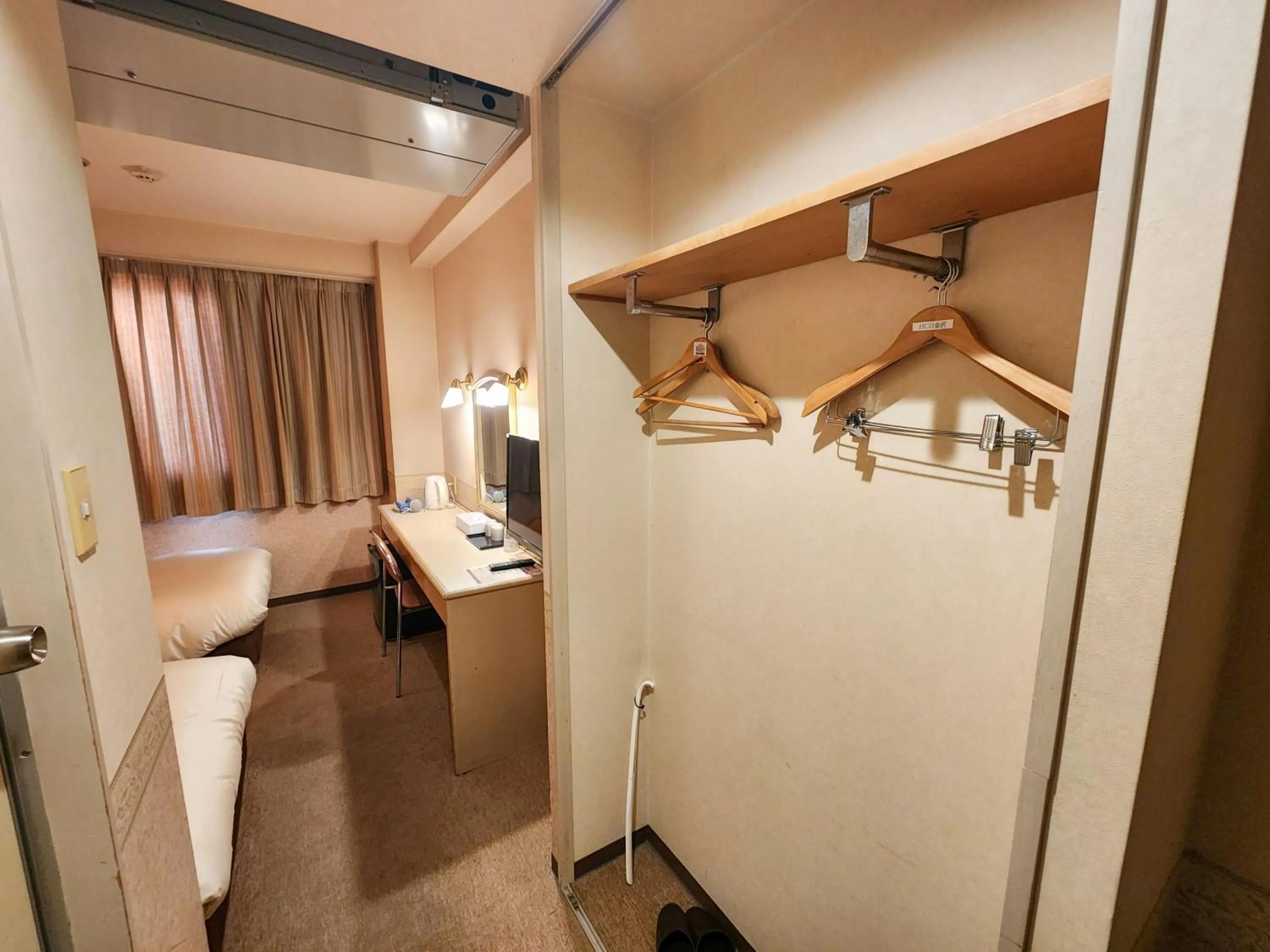 Photo of the whole room, Bed in Hotel Crown Hills Kanazawa