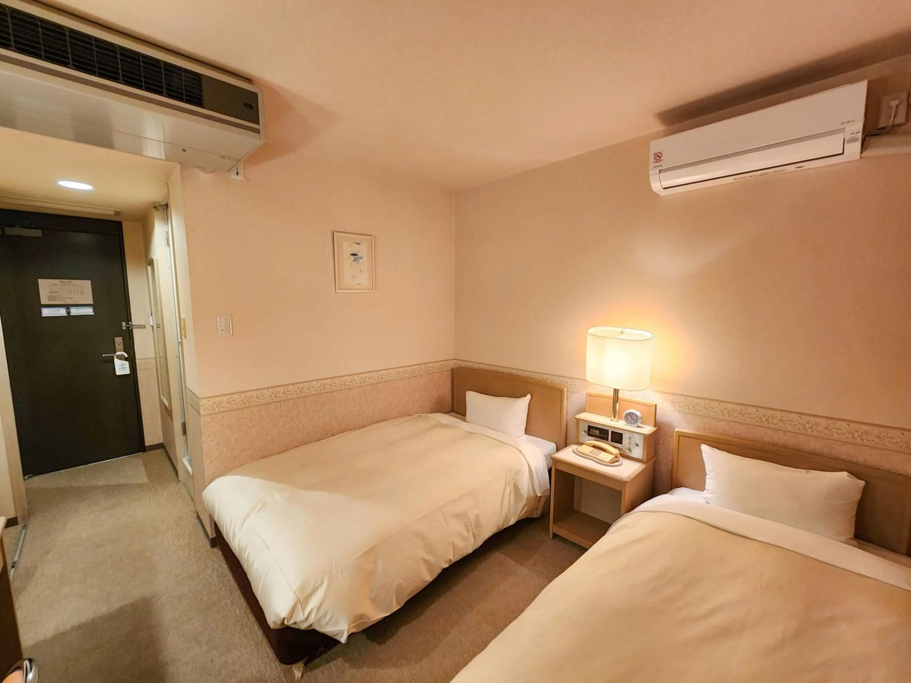 Photo of the whole room, Bed in Hotel Crown Hills Kanazawa