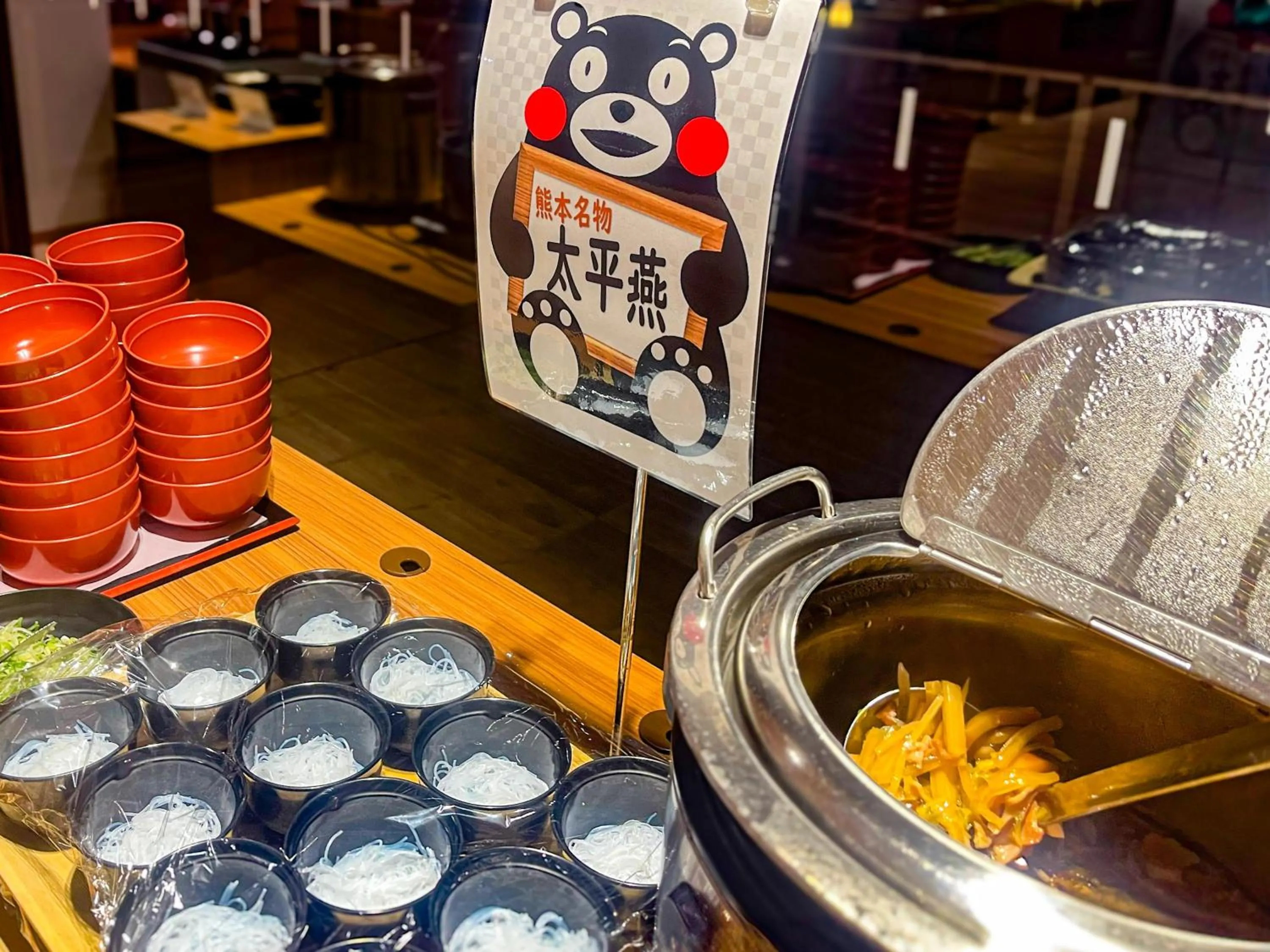 Restaurant/places to eat in Hotel Kadoman