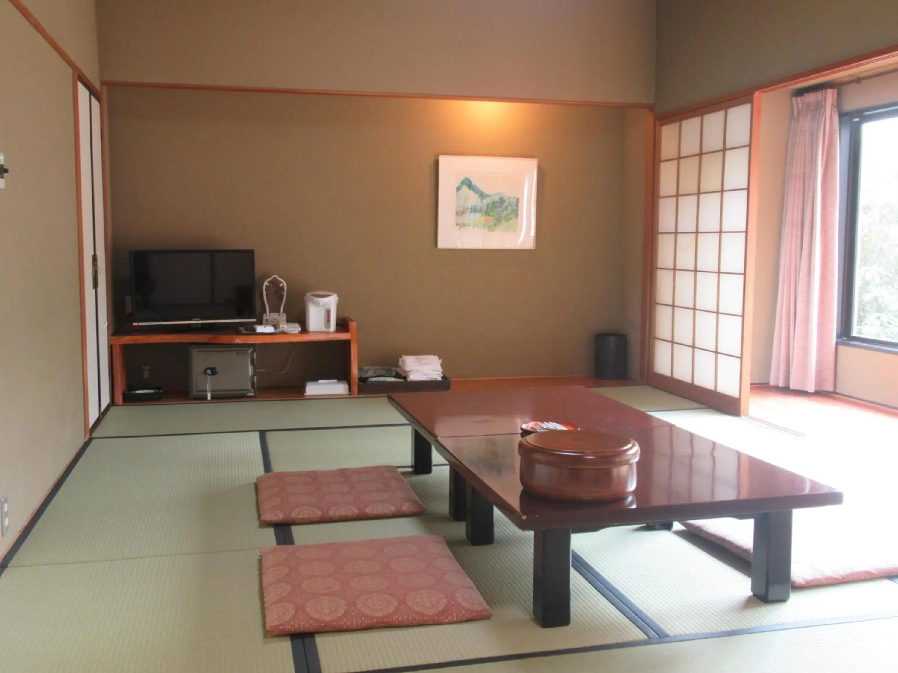 Photo of the whole room in Kikuchi Kanko Hotel Photo of the whole room in Kikuchi Kanko Hotel