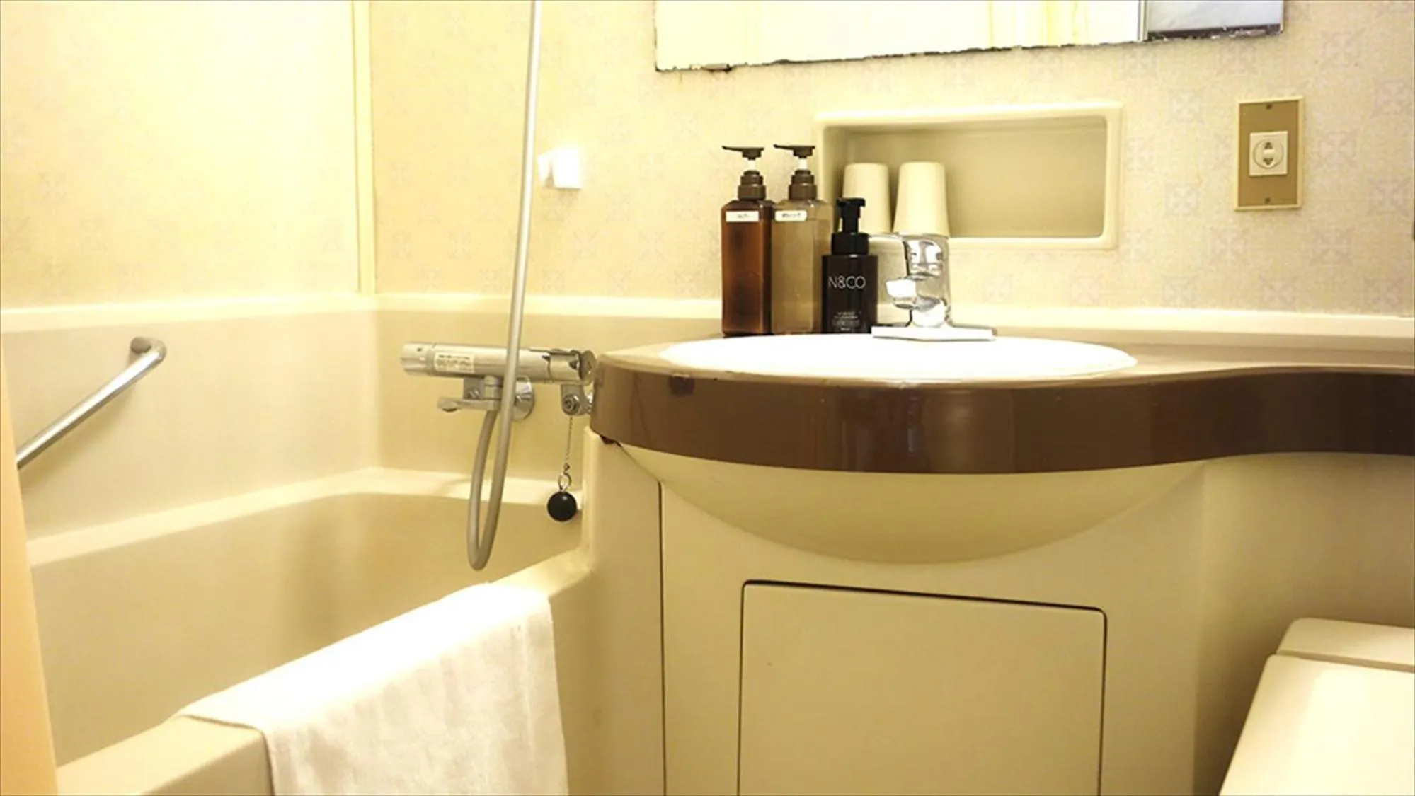 Photo of the whole room in Hotel Biwako Plaza