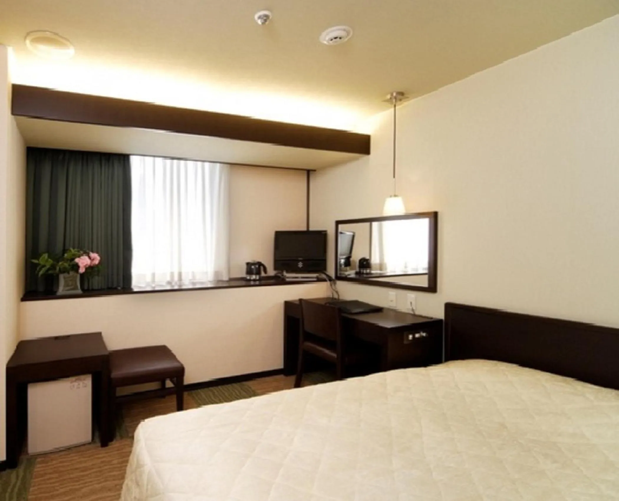 Bedroom, Bed in Niigata City Hotel