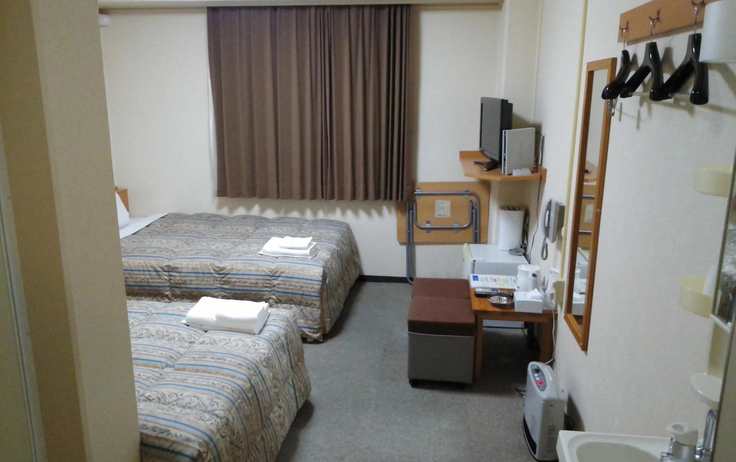 Bedroom, Bed in Hotel Miyako Hills