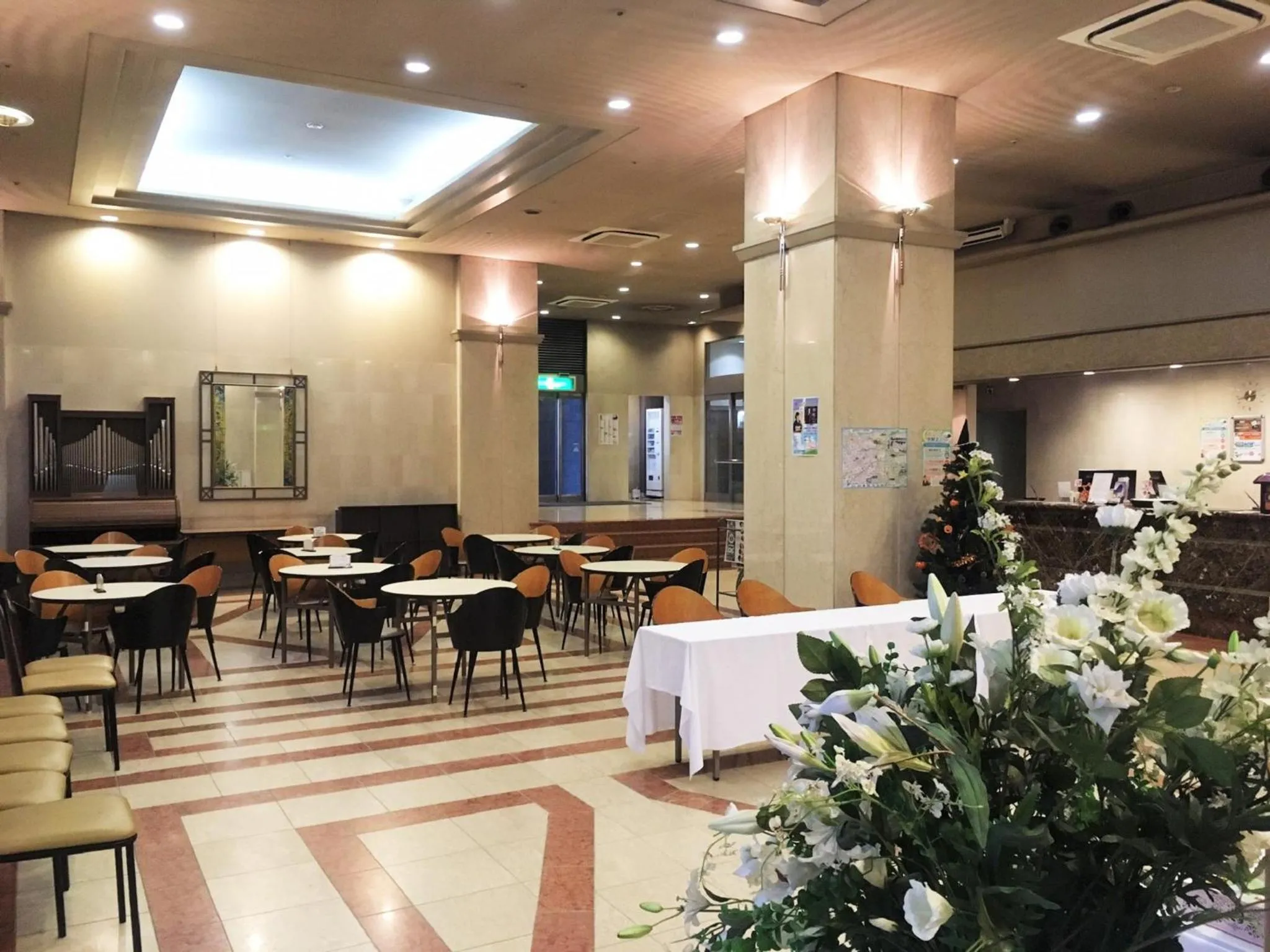 Restaurant/places to eat in Oustat Kokusai Hotel Tajimi