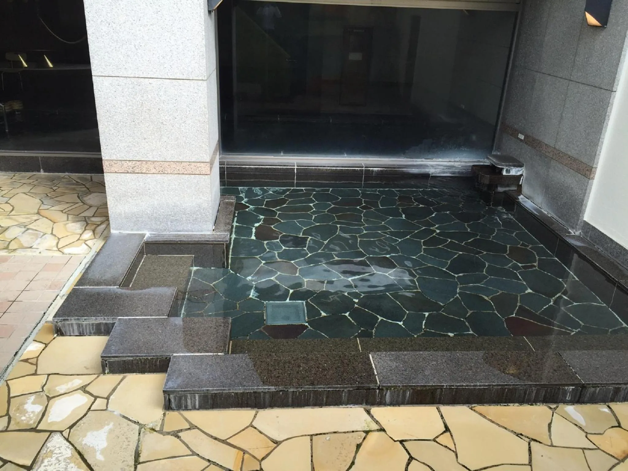 Open Air Bath in Breezbay Hotel & Resort Gero