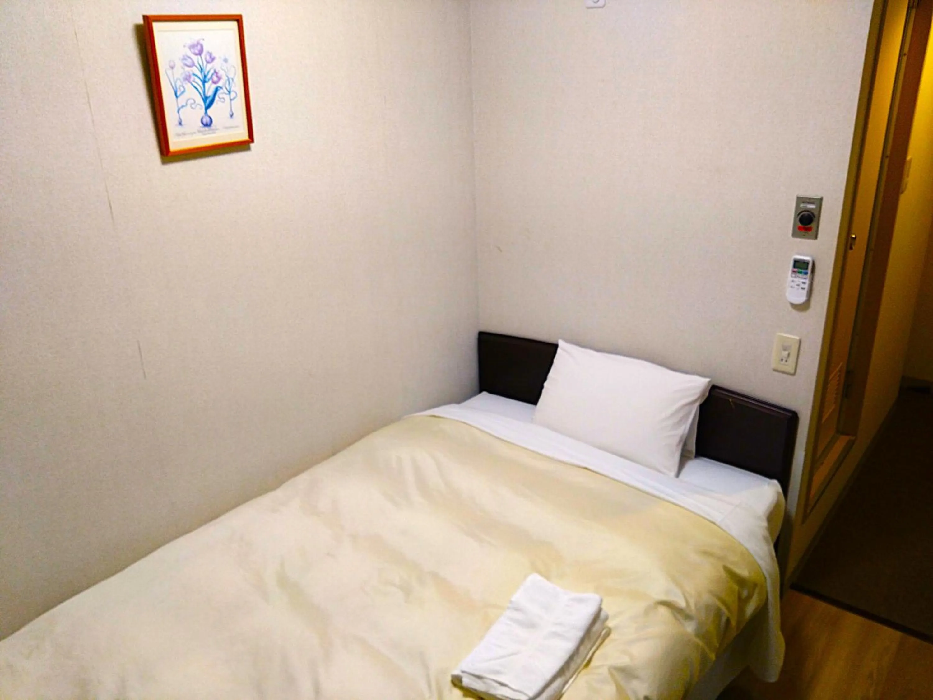 Bed in Hotel Crown Hills Toyama