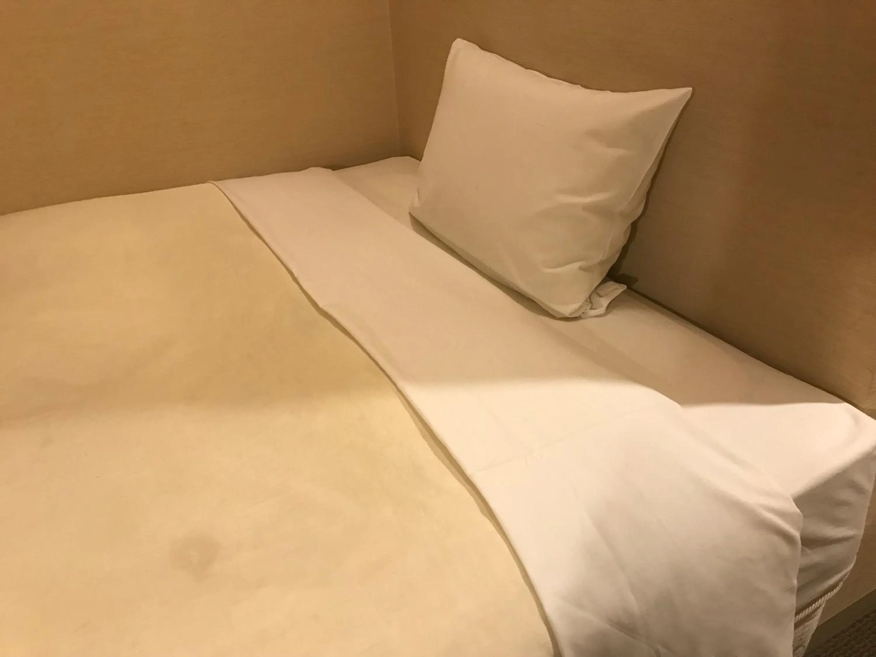 Bedroom, Bed in Business Hotel Goi Hills