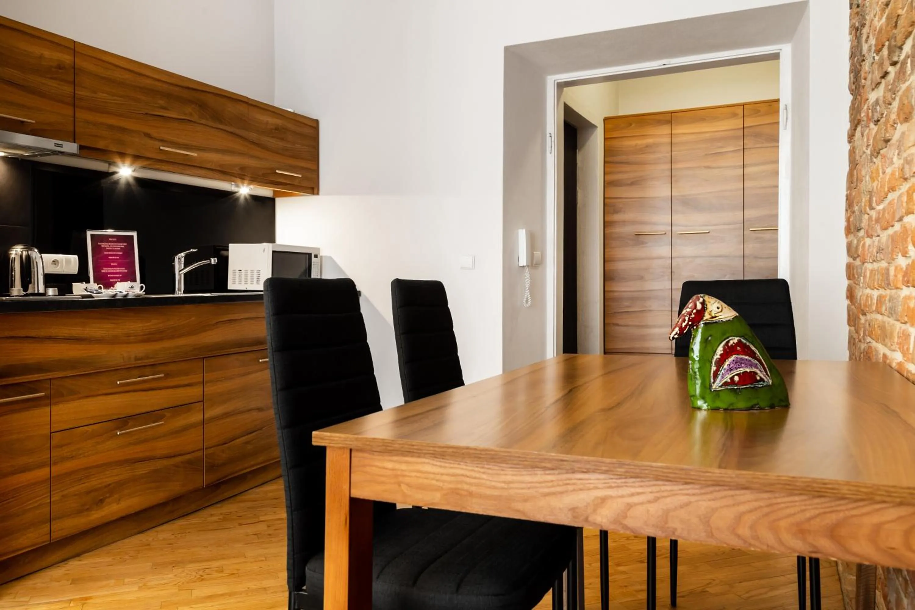 Kitchen or kitchenette in Krakow For You Main Square Apartments