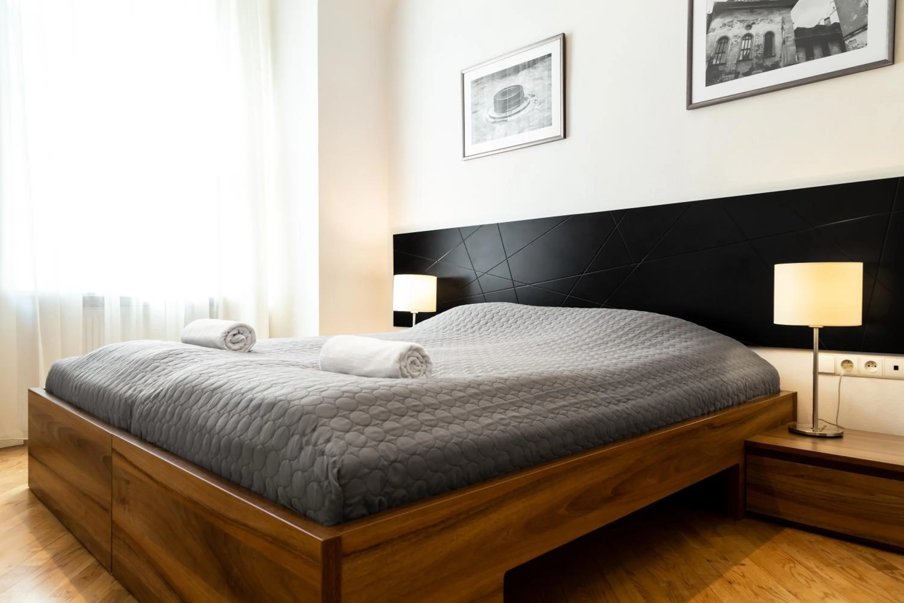 Bedroom, Bed in Krakow For You Main Square Apartments