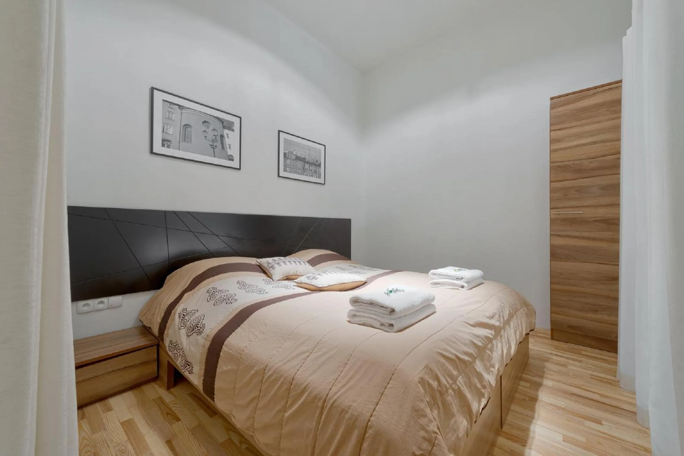 Bed in Krakow For You Main Square Apartments