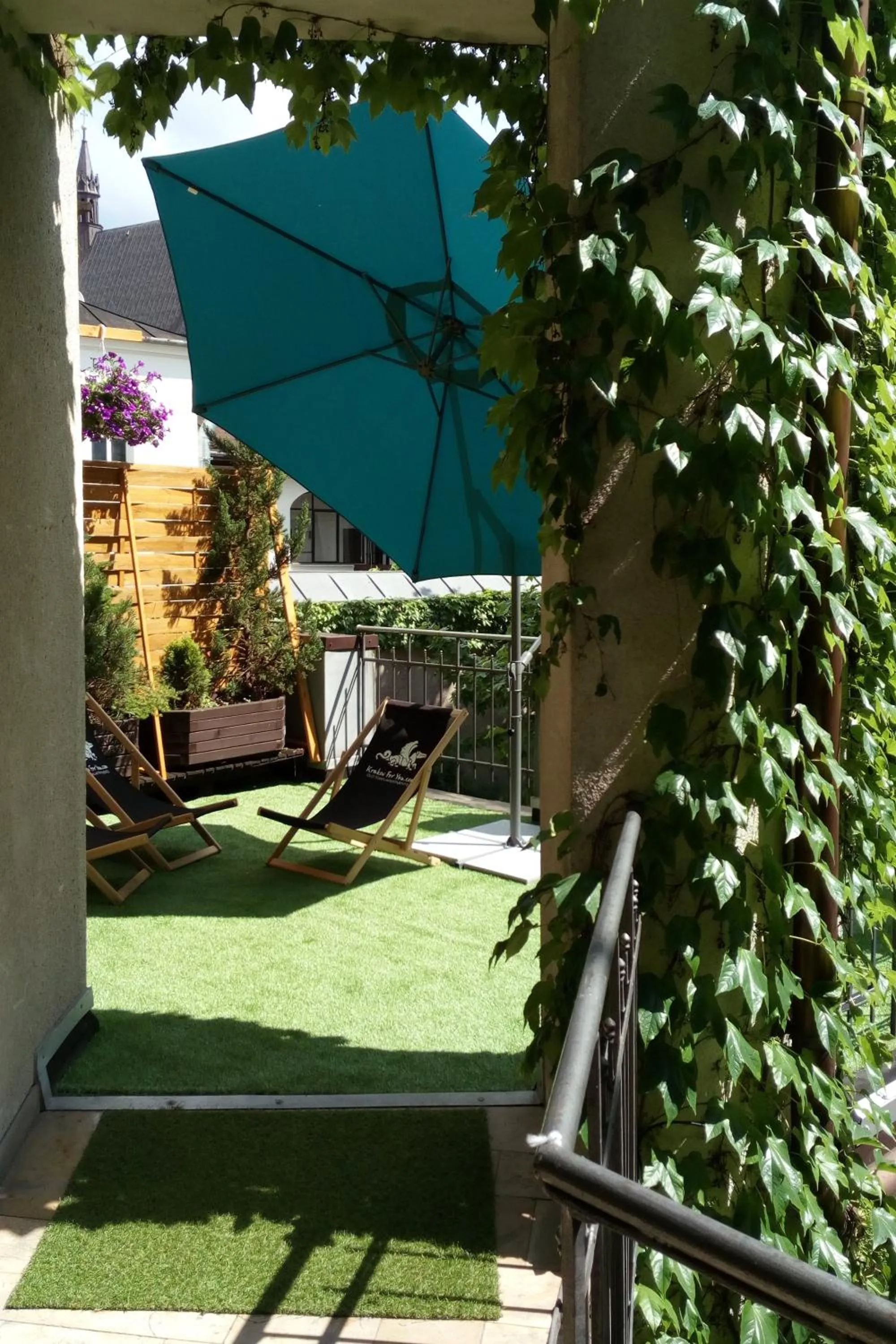 Patio in Krakow For You Main Square Apartments