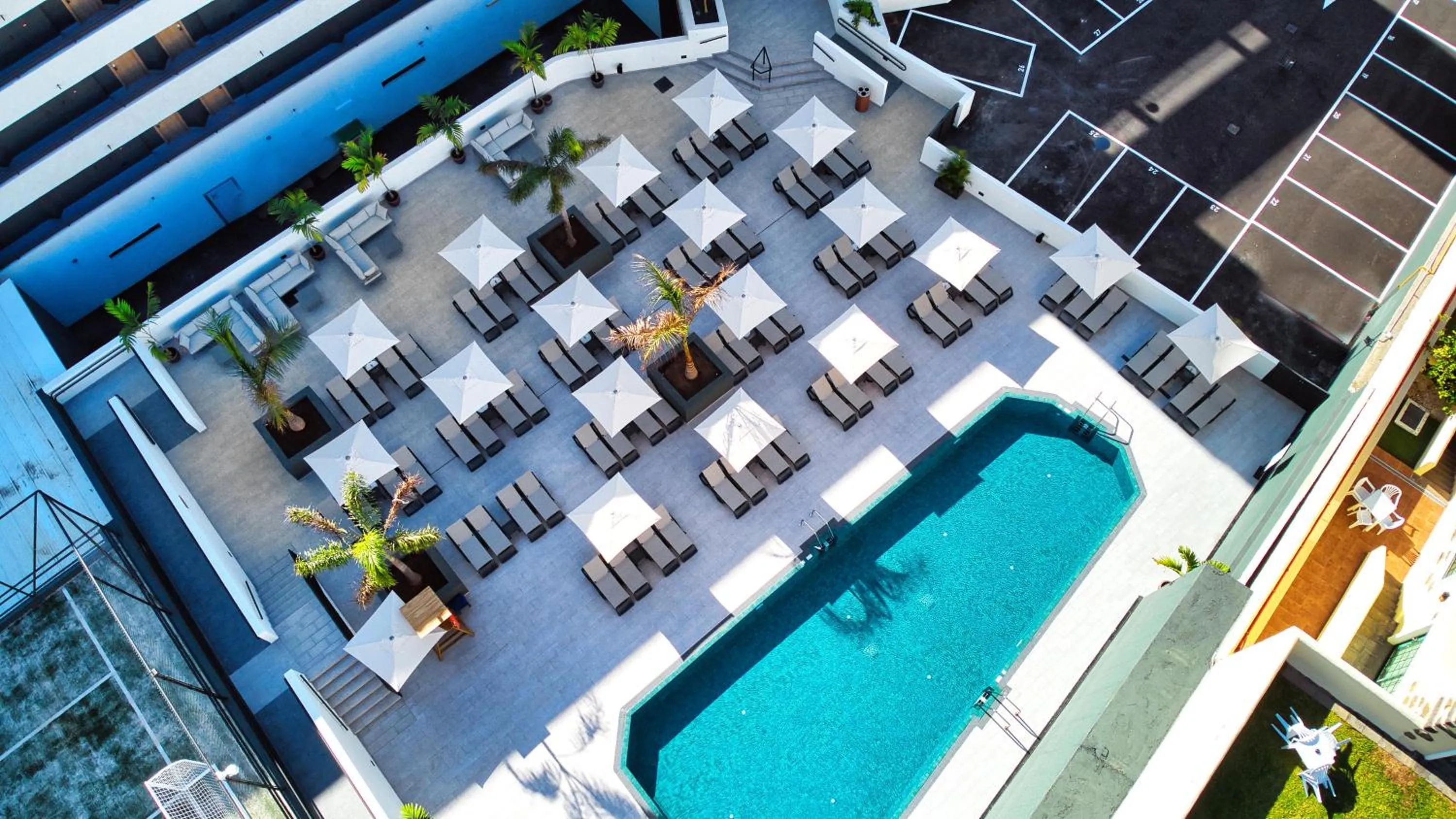 Swimming pool in Labranda Suites Costa Adeje