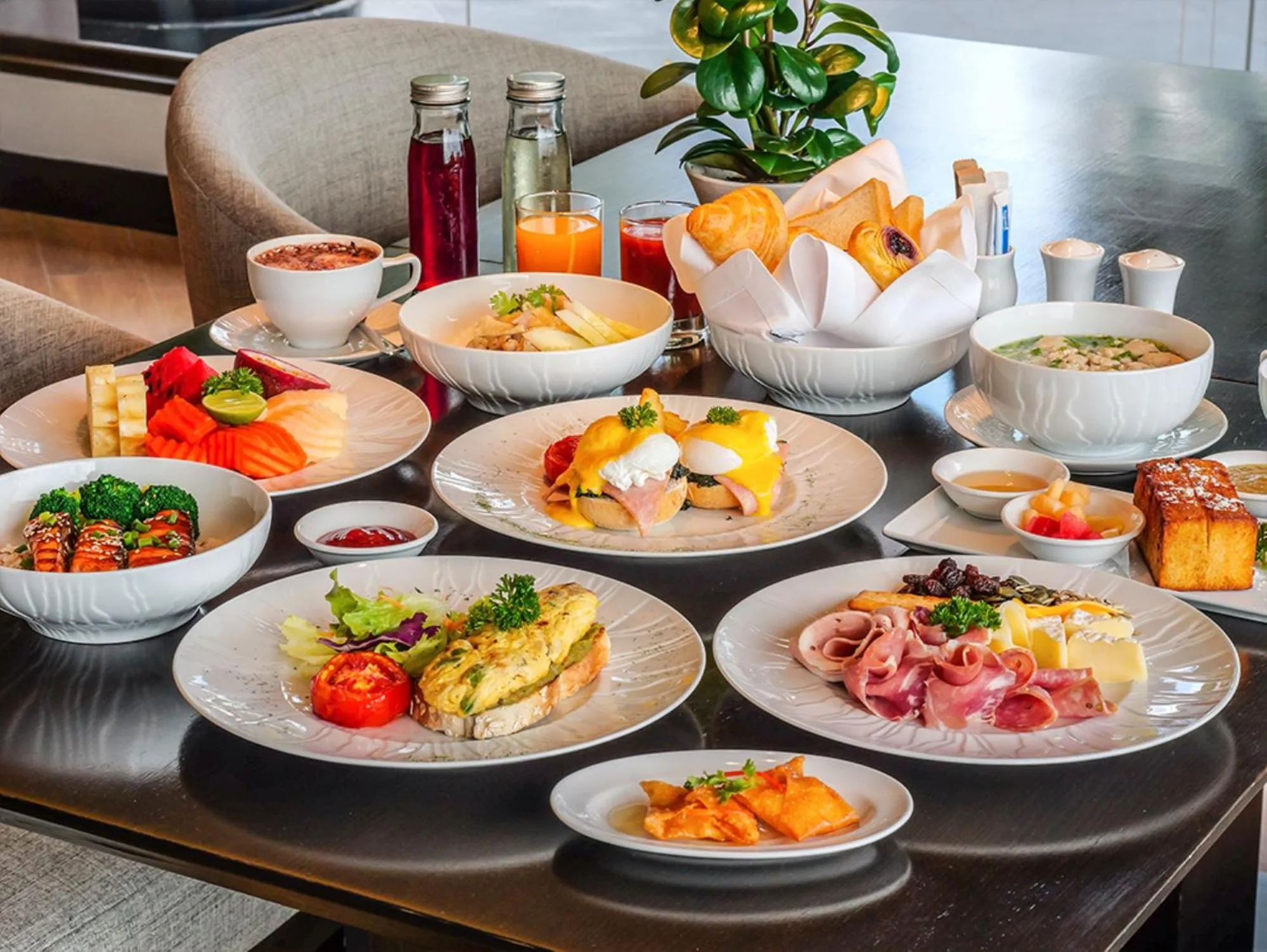 Breakfast in Marriott Executive Apartments Bangkok, Sukhumvit 50