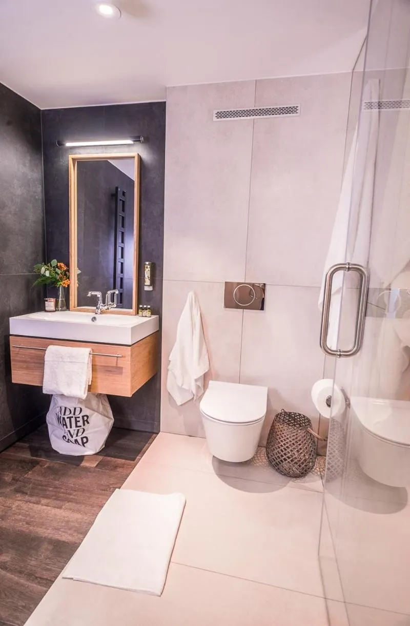 Shower in Stradom15 Apartments