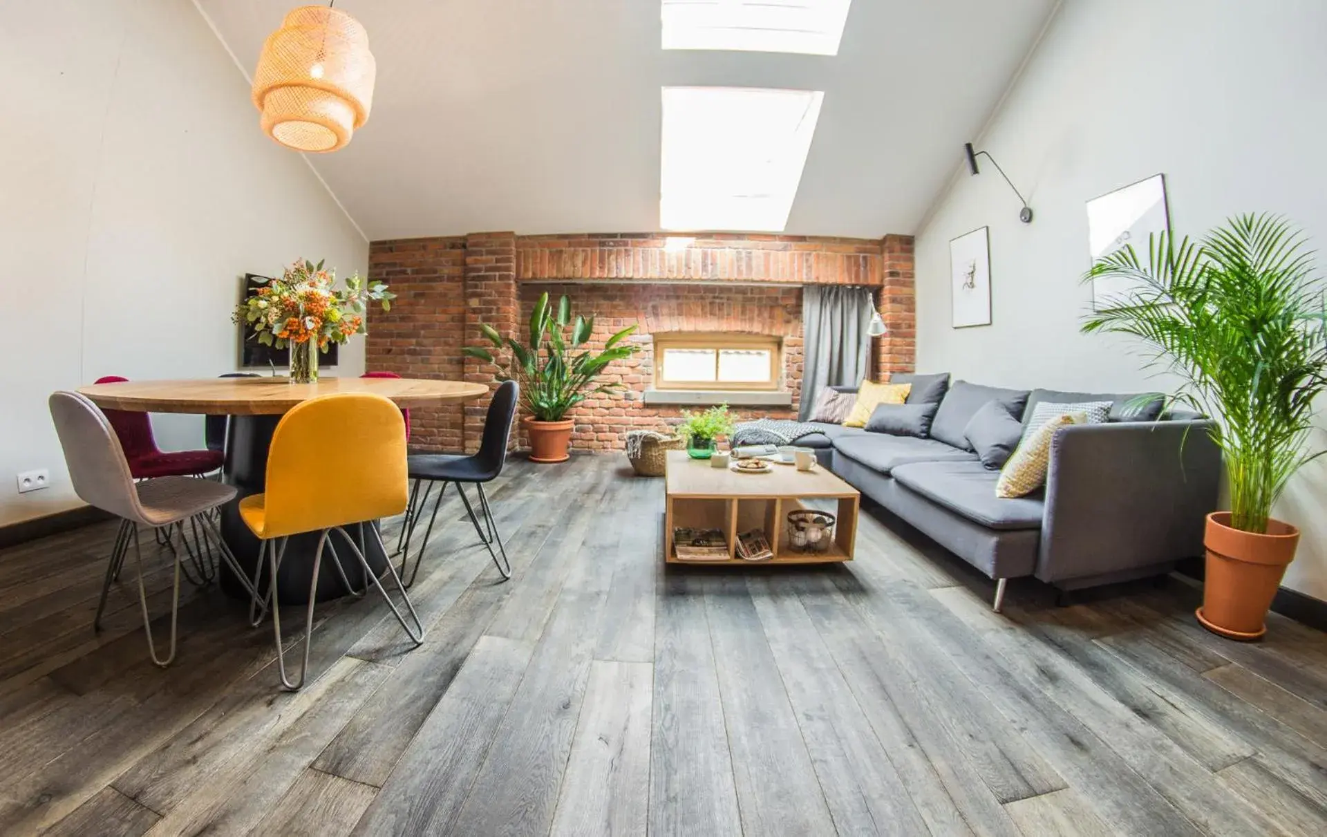 Superior Two-Bedroom Skylight Apartment in Stradom 15 Apartments Superior Two-Bedroom Skylight Apartment in Stradom 15 Apartments