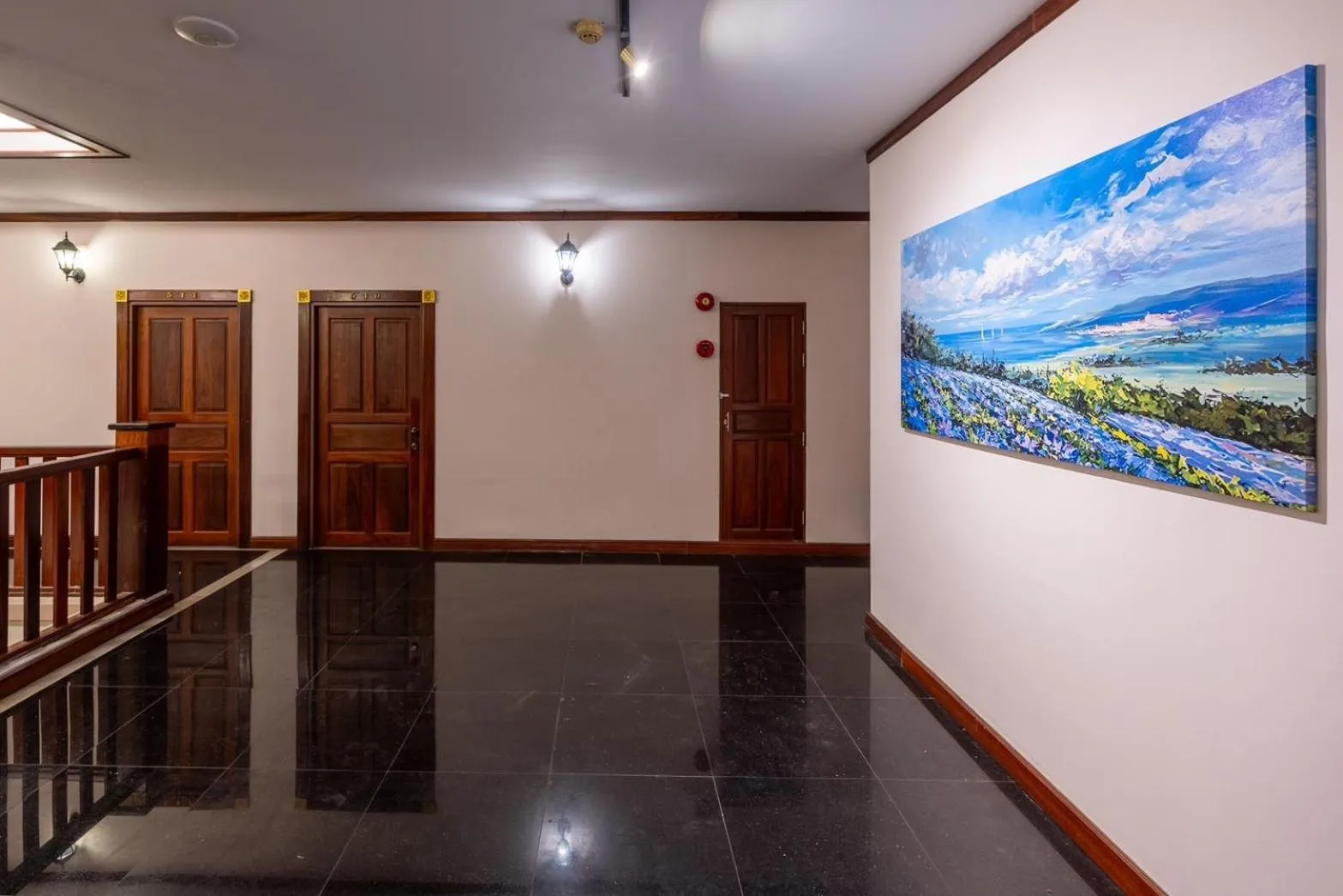 Property building in The President Hotel at Chokchai 4