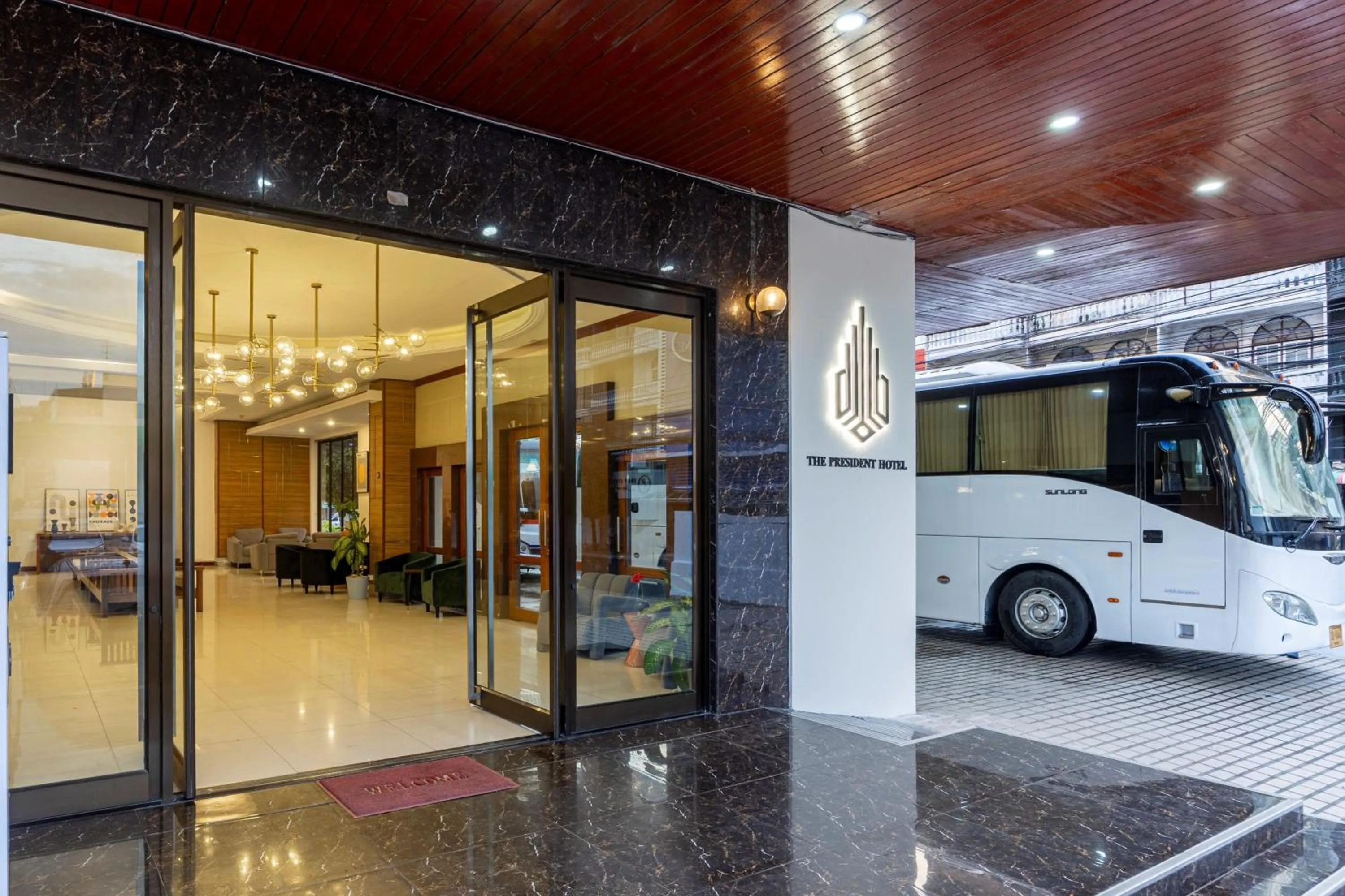 Property building in The President Hotel at Chokchai 4