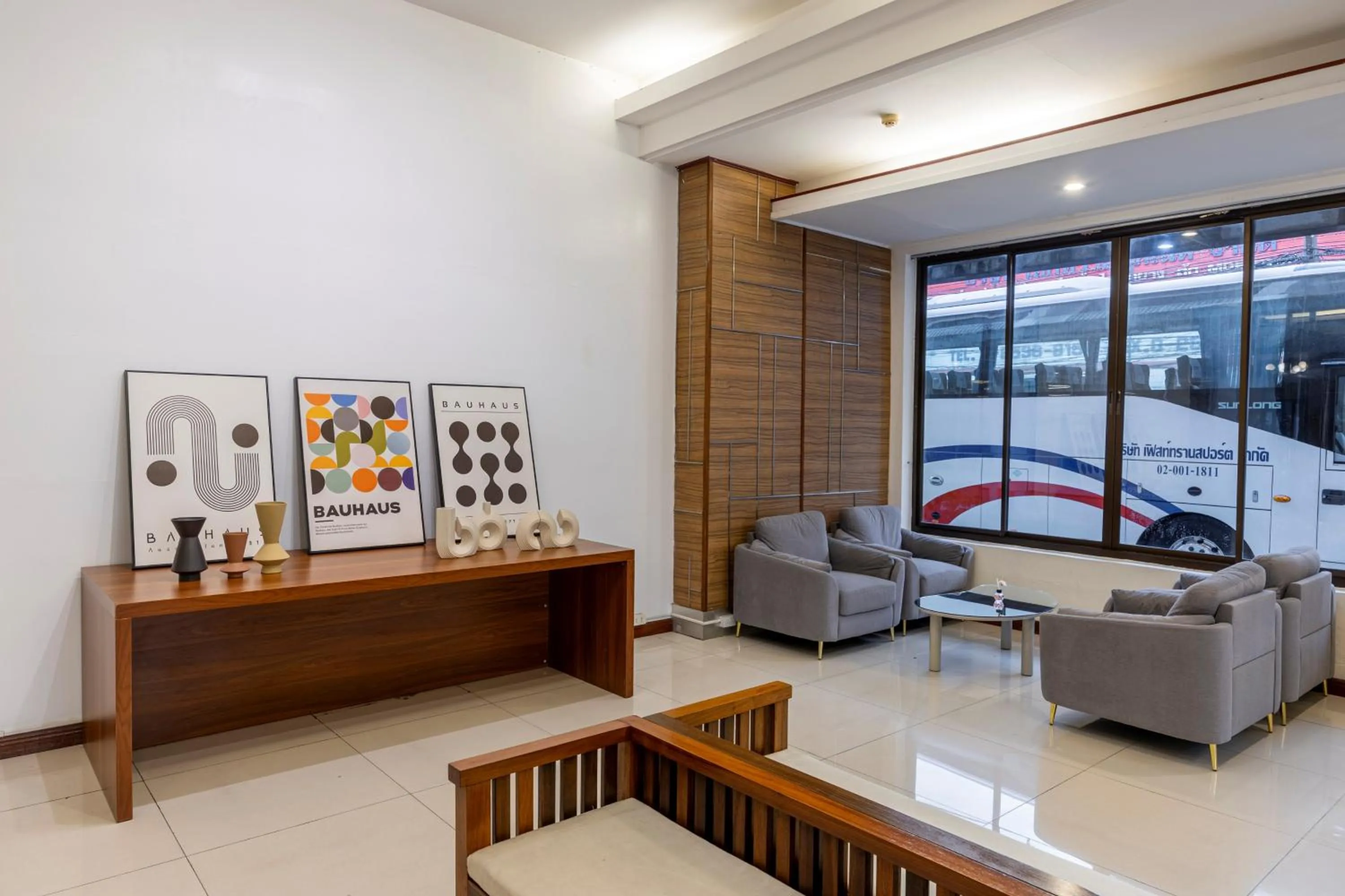 Seating area in The President Hotel at Chokchai 4