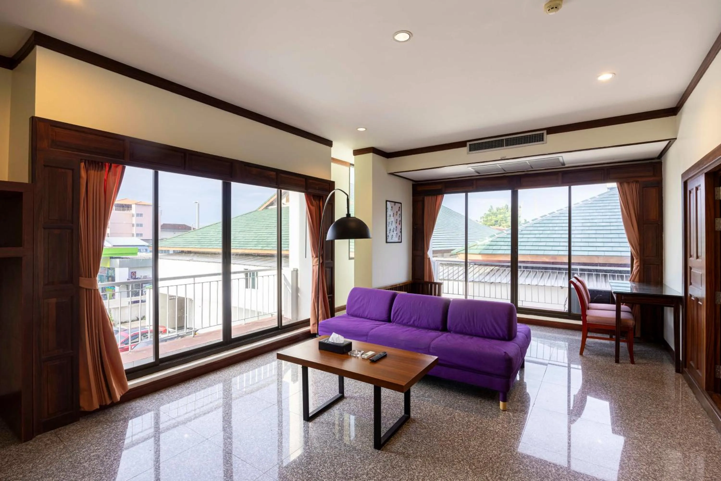 Living room in The President Hotel at Chokchai 4