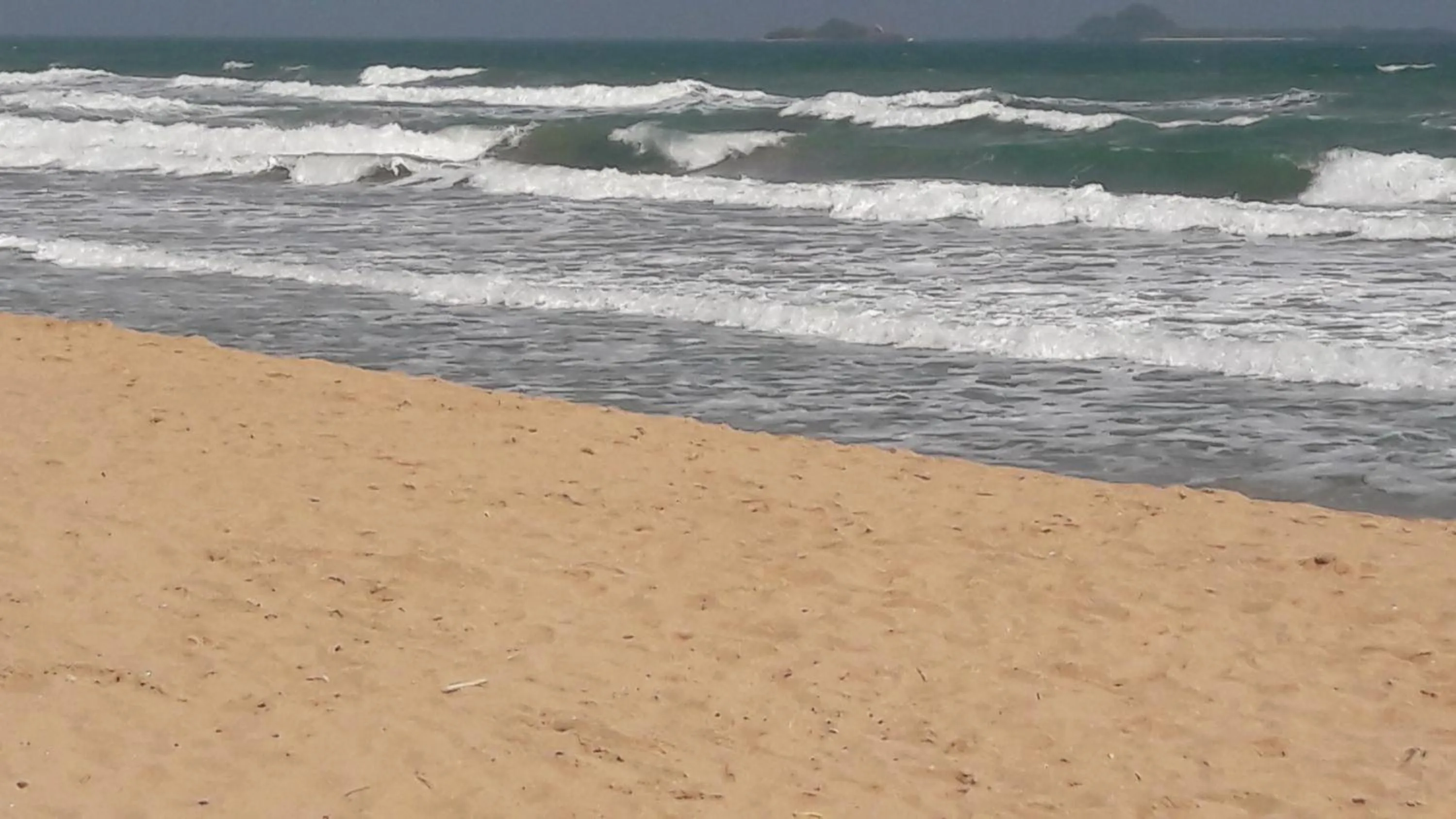 Sea view in Nilaveli Beach Rooms