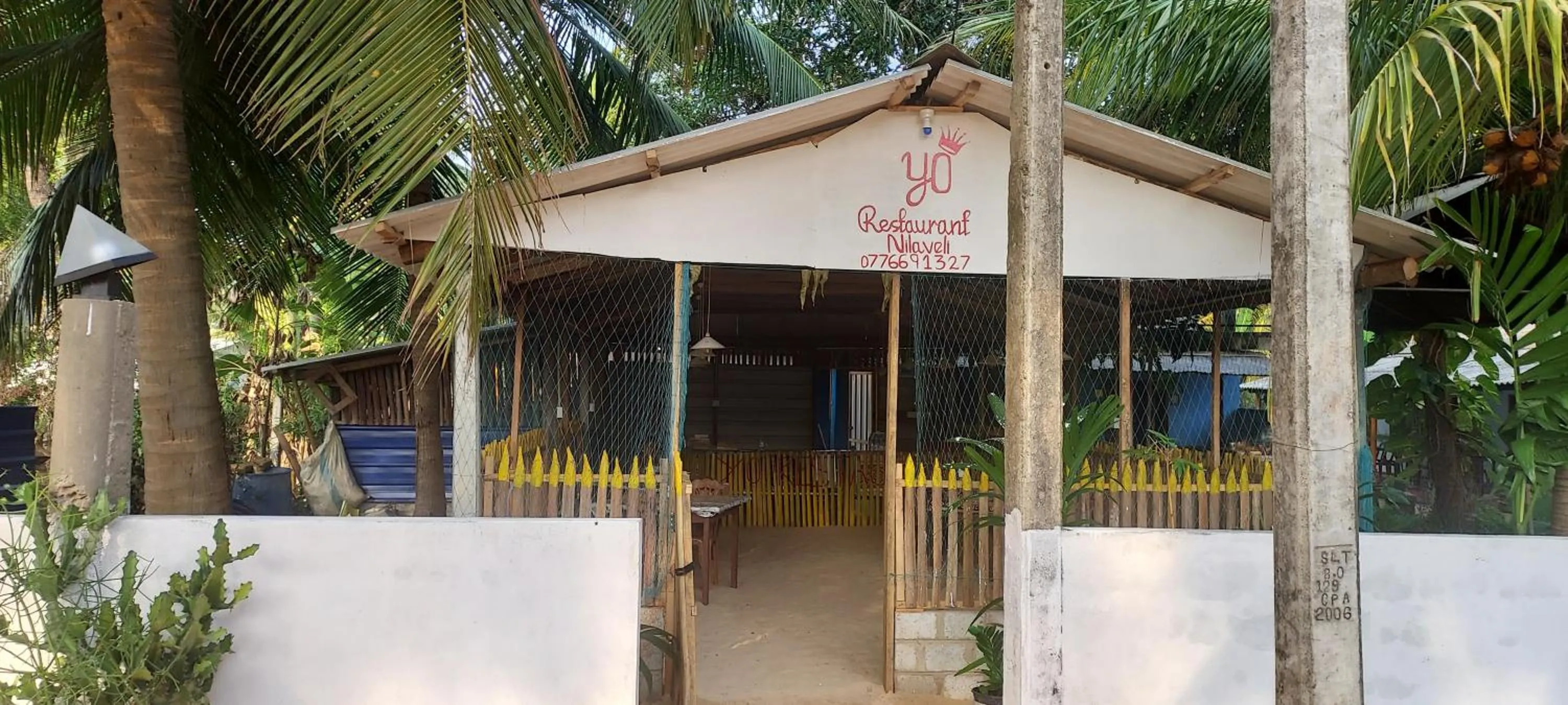 Facade/entrance in Nilaveli Beach Rooms