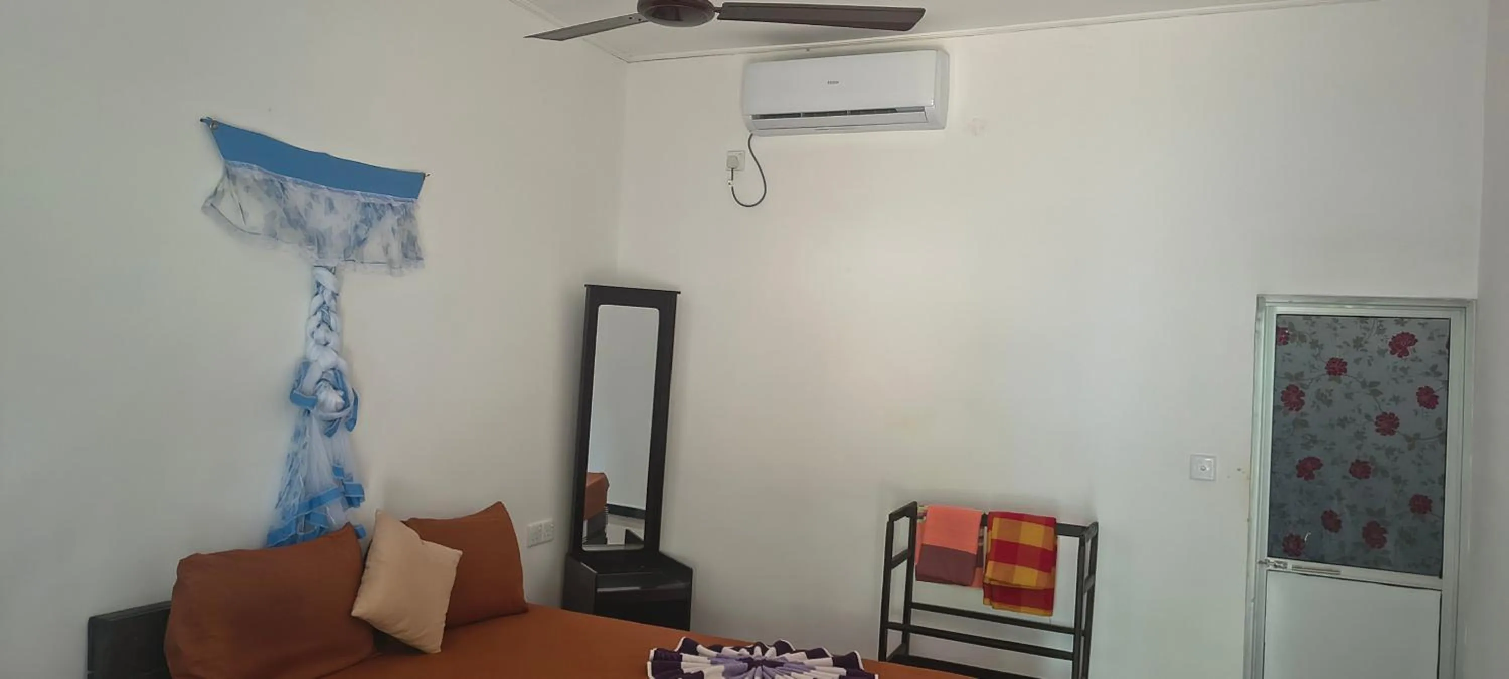 Nilaveli Beach Rooms