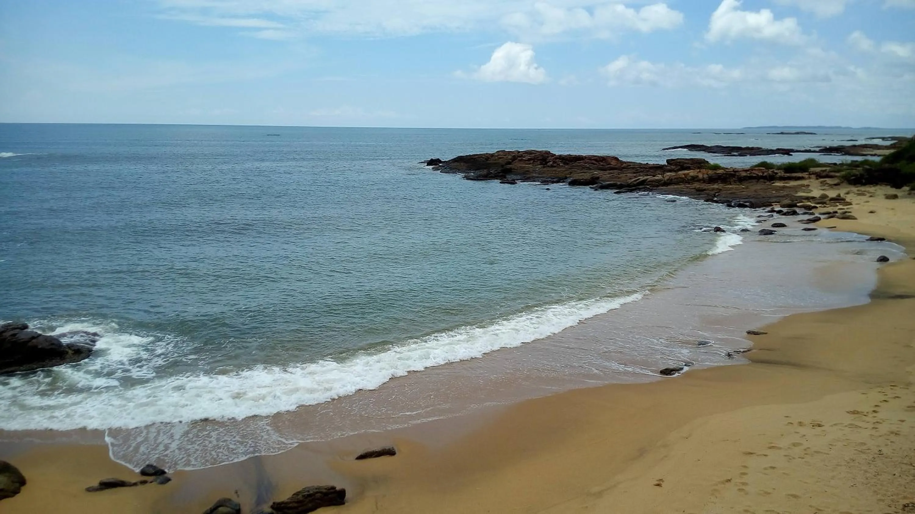 Sea view in Nilaveli Beach Rooms