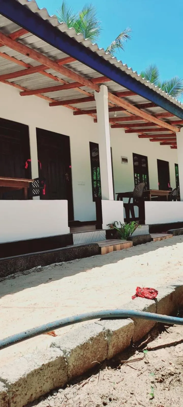 Property building in Nilaveli Beach Rooms