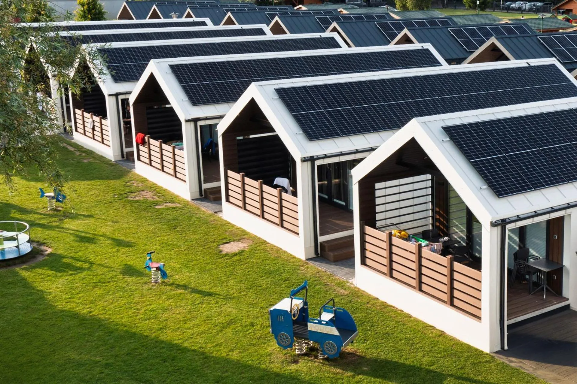 Property building in Holiday Golden Resort & Spa