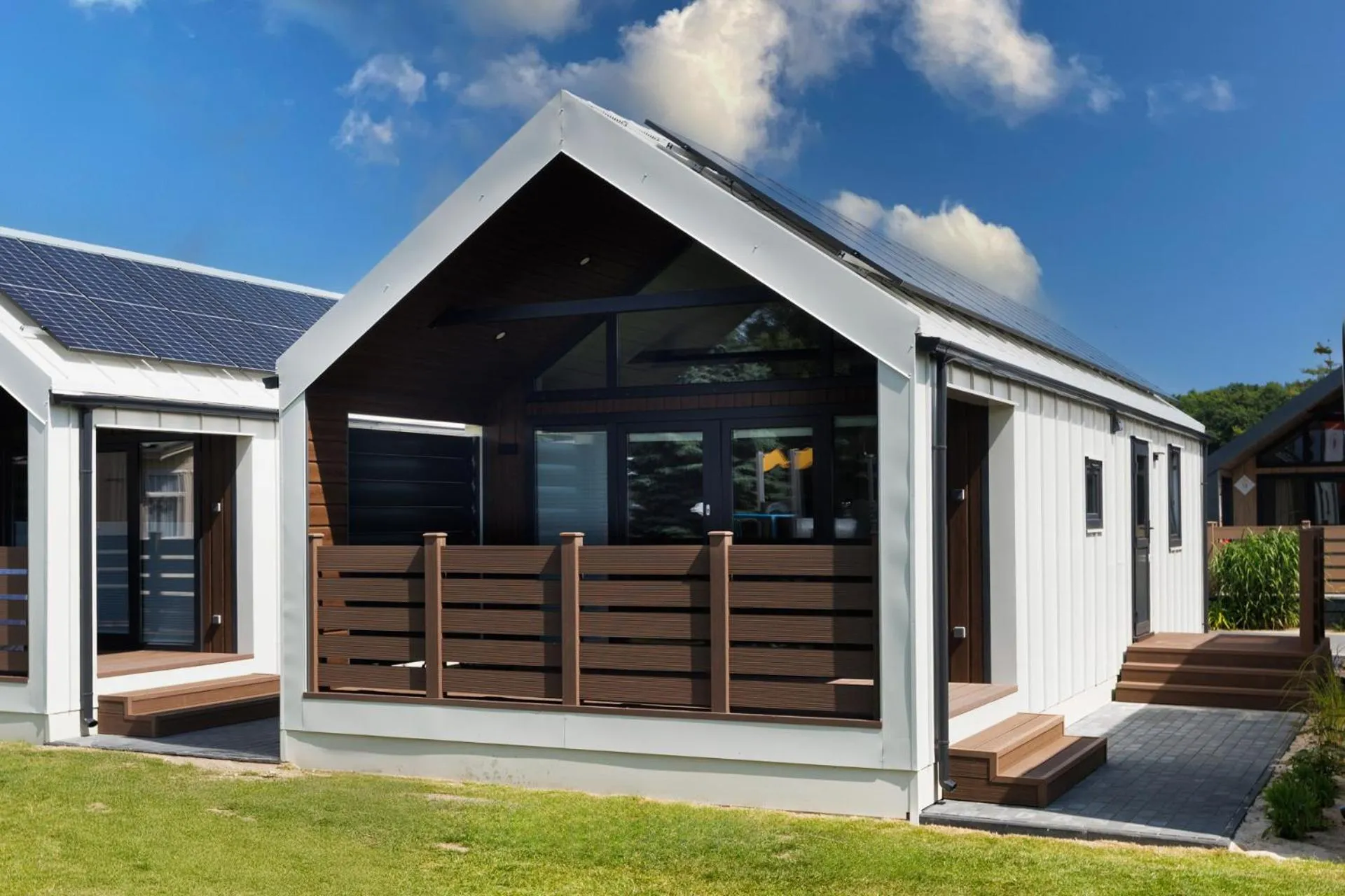 Property building in Holiday Golden Resort & Spa