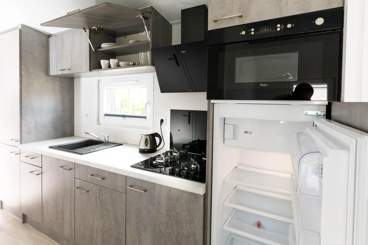 Kitchen or kitchenette in Holiday Golden Resort & Spa