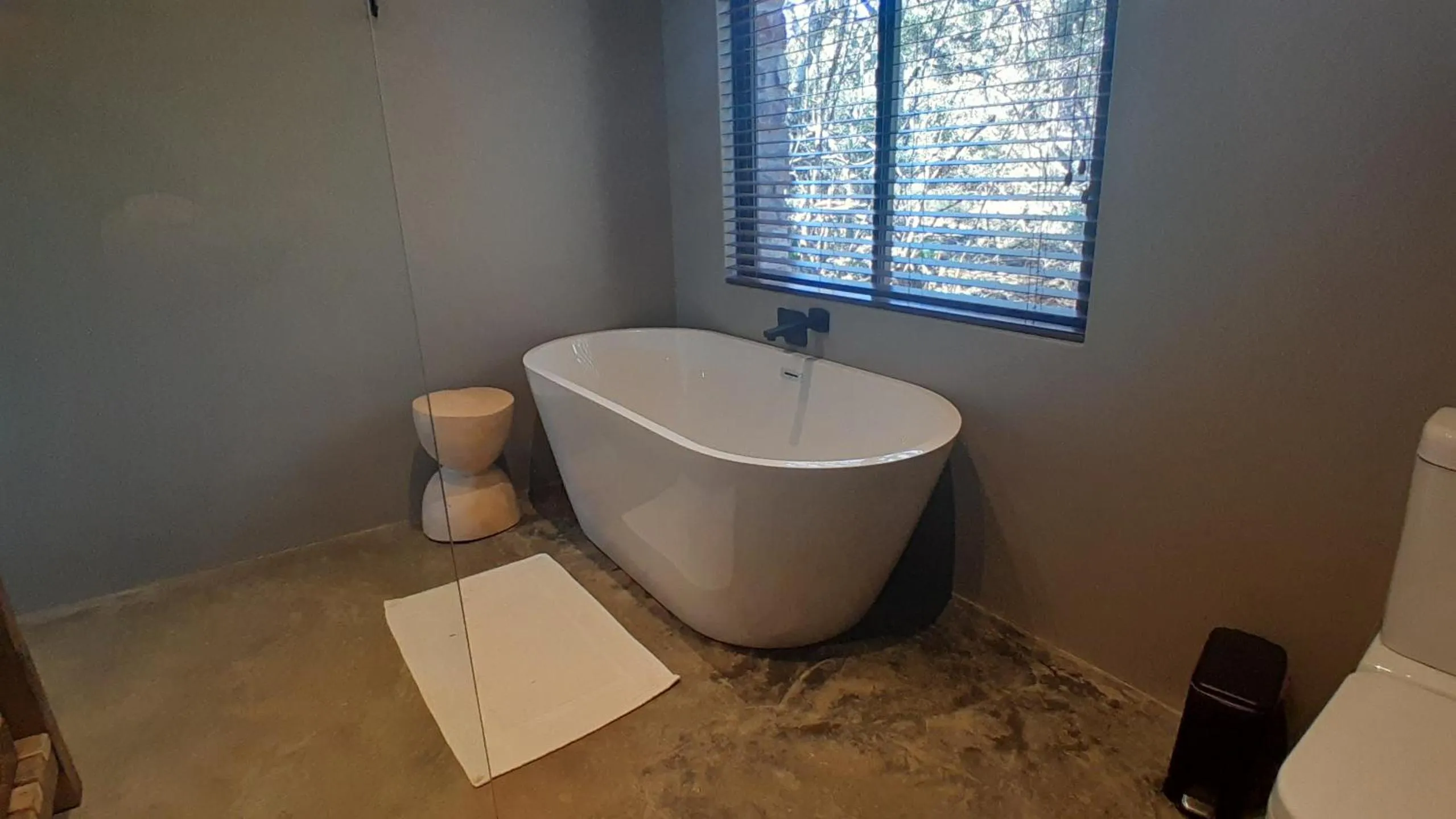 Bathroom in African Safari Lodge