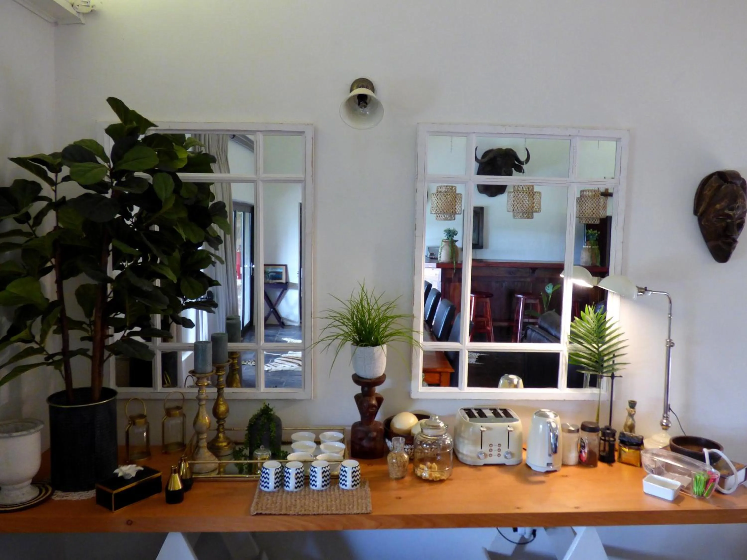 Communal lounge/ TV room in African Safari Lodge