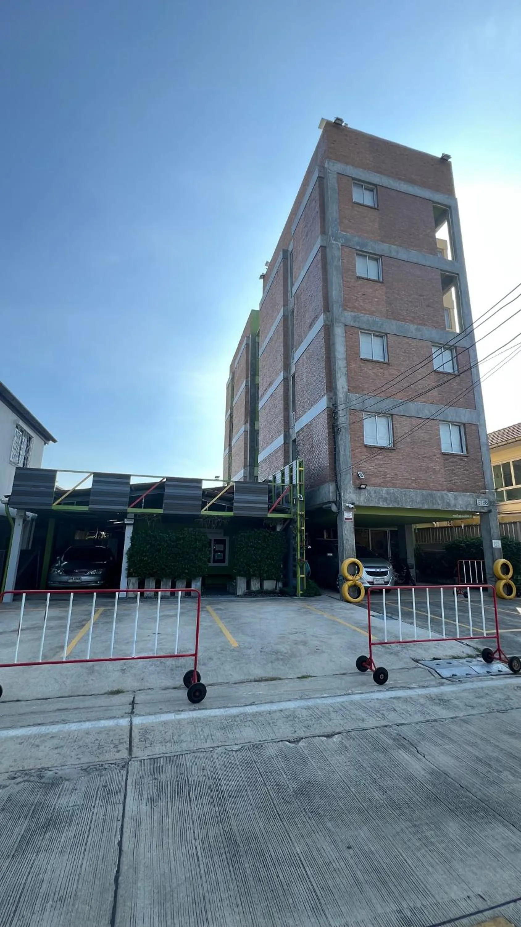 Property building in ST88 Residence