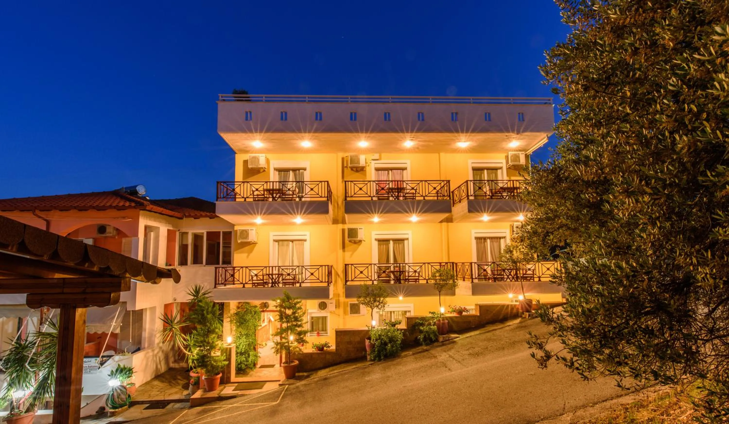 Property building in Aristea Studios