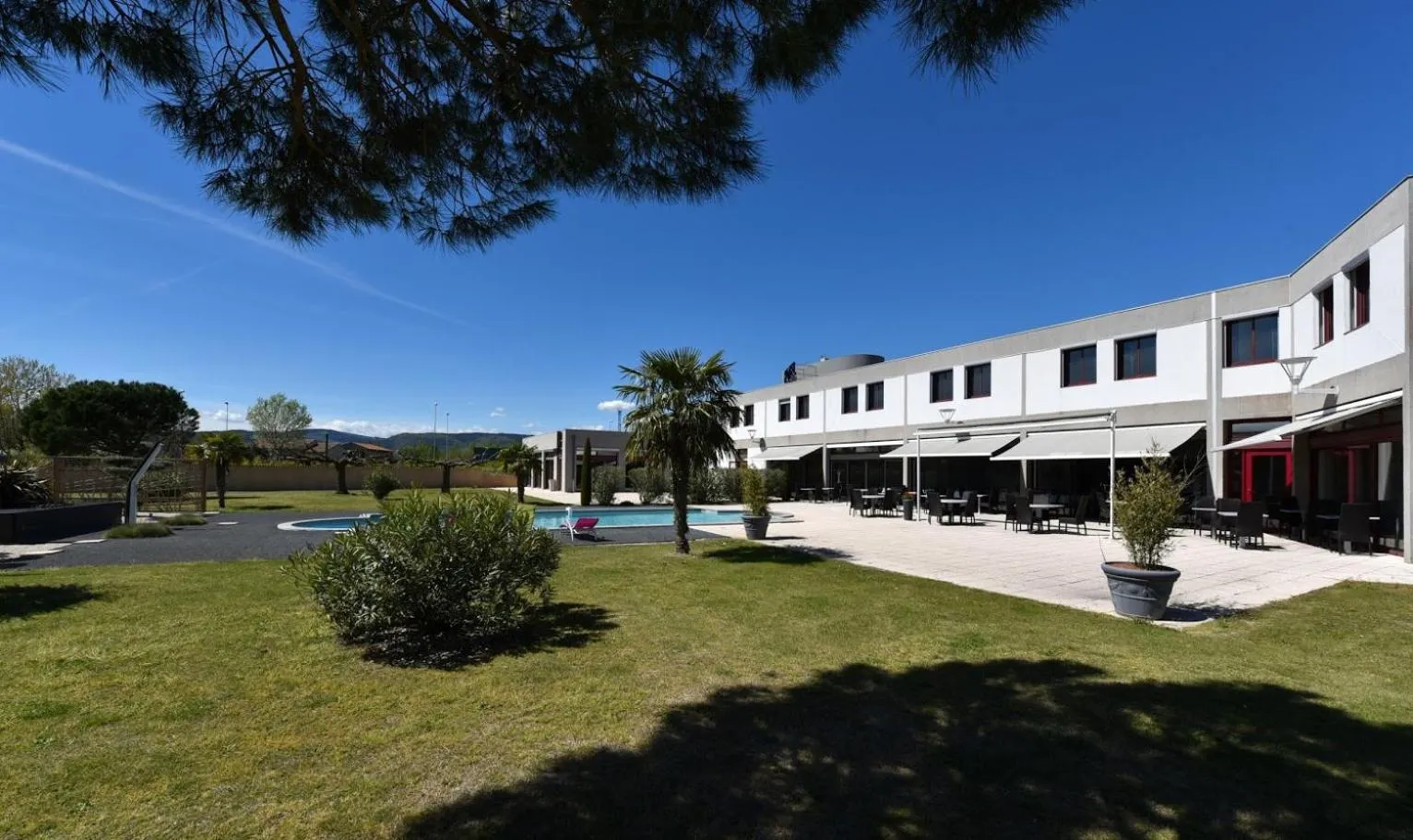 Garden in Sous Les Pins