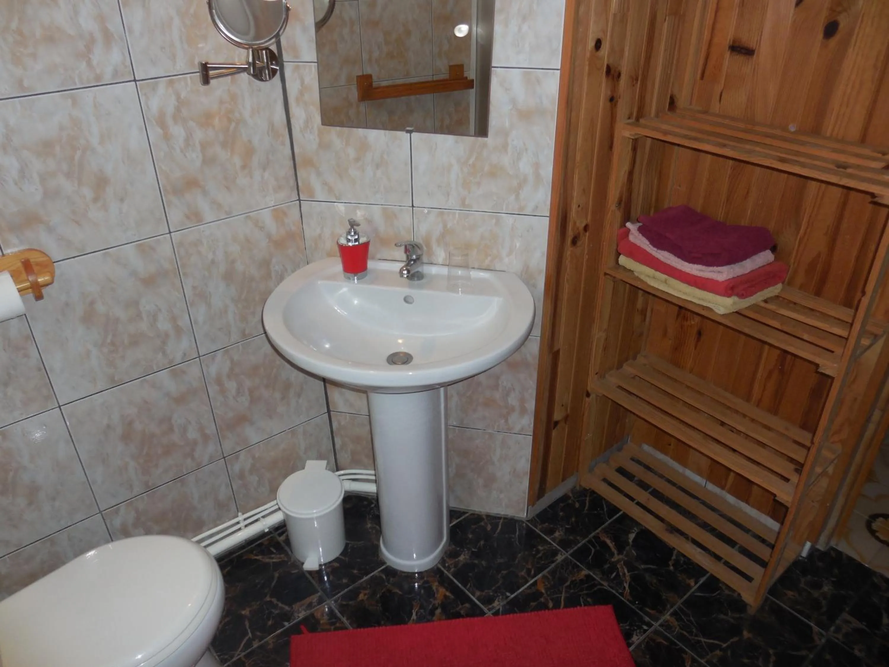 Shower in Relais du Volcan