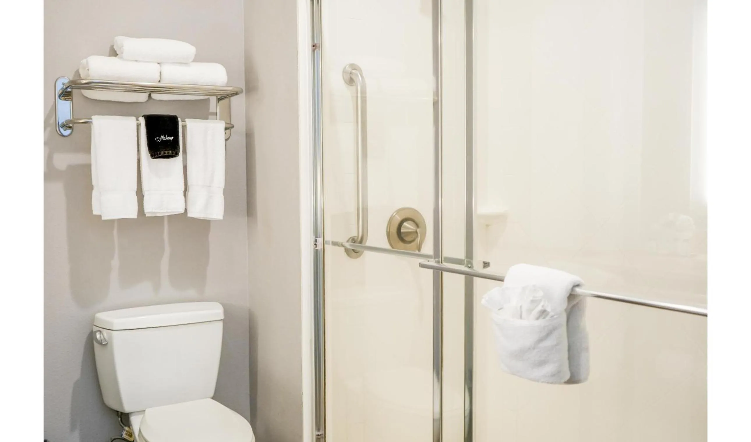 Bathroom in Hotel Lydia