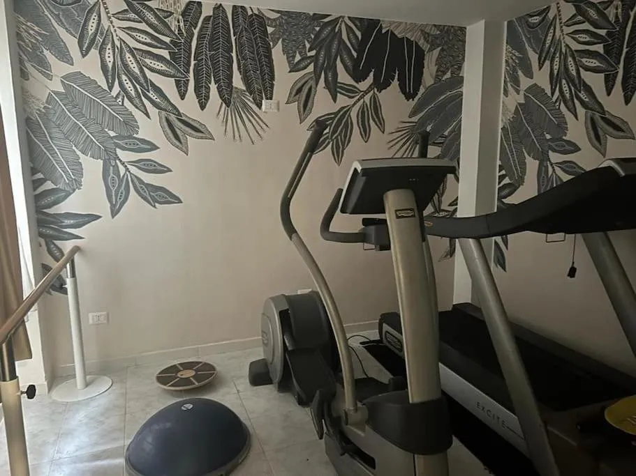 Fitness centre/facilities in Pompeii Garden House