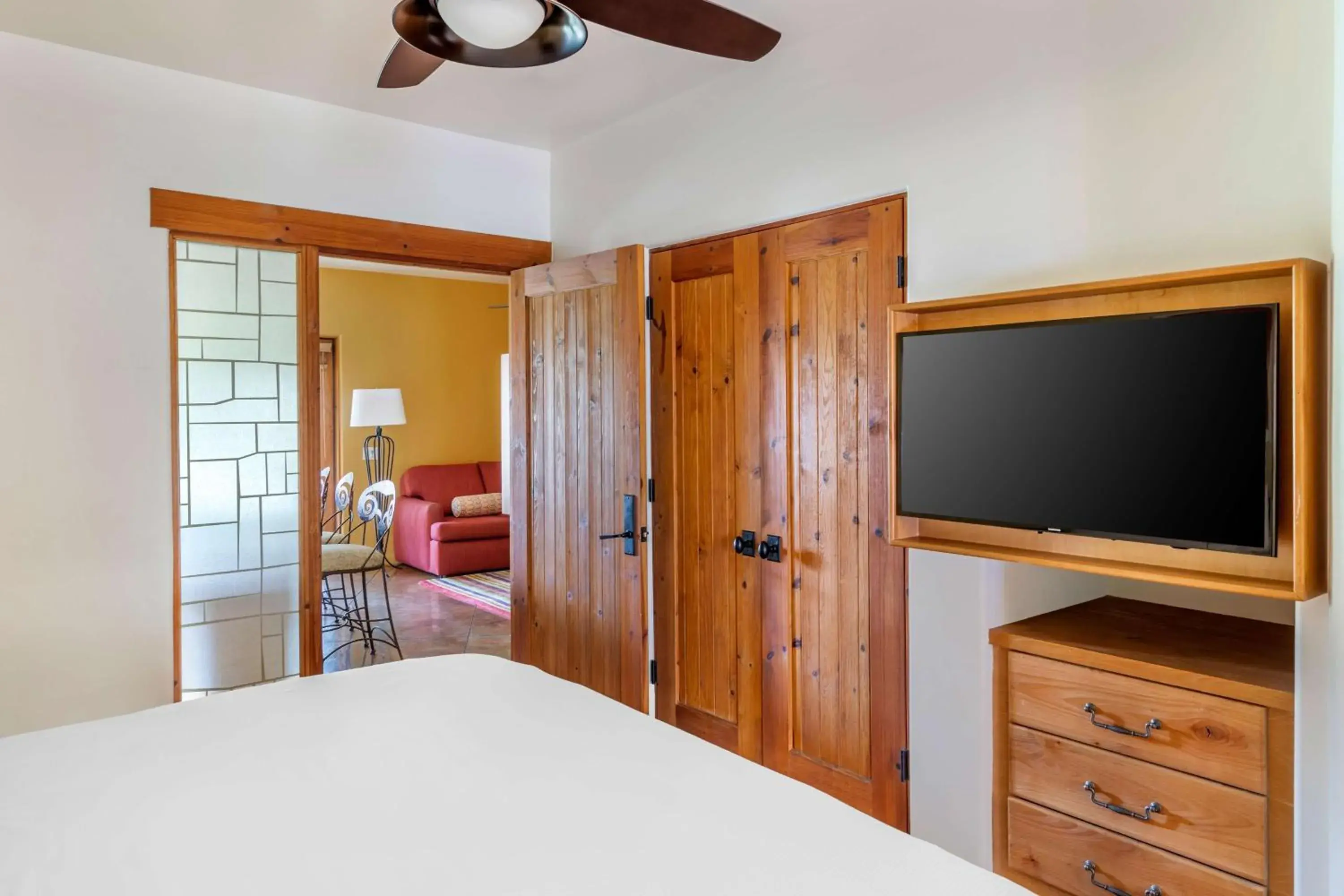 Bed in Hilton Grand Vacations Club Palm Desert Bed in Hilton Grand Vacations Club Palm Desert