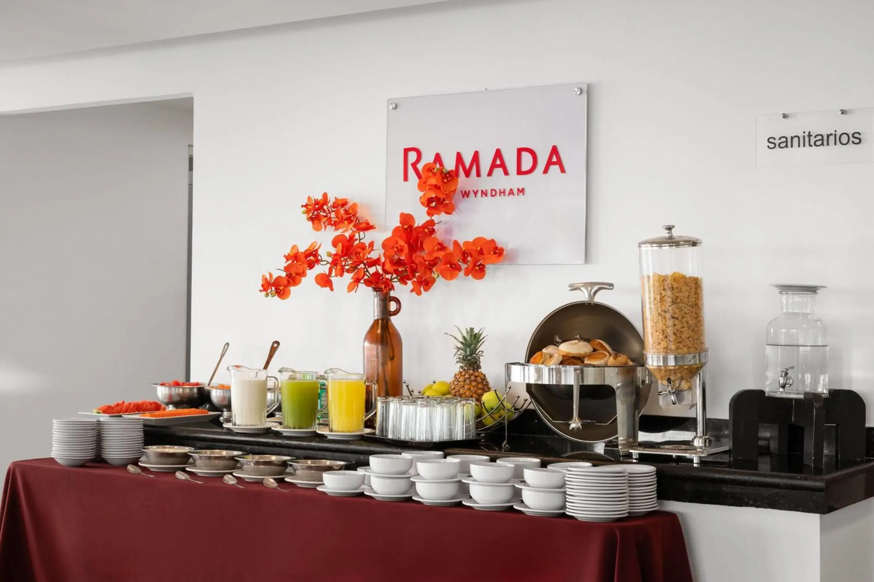 Breakfast in Ramada by Wyndham Tampico Centro Breakfast in Ramada by Wyndham Tampico Centro