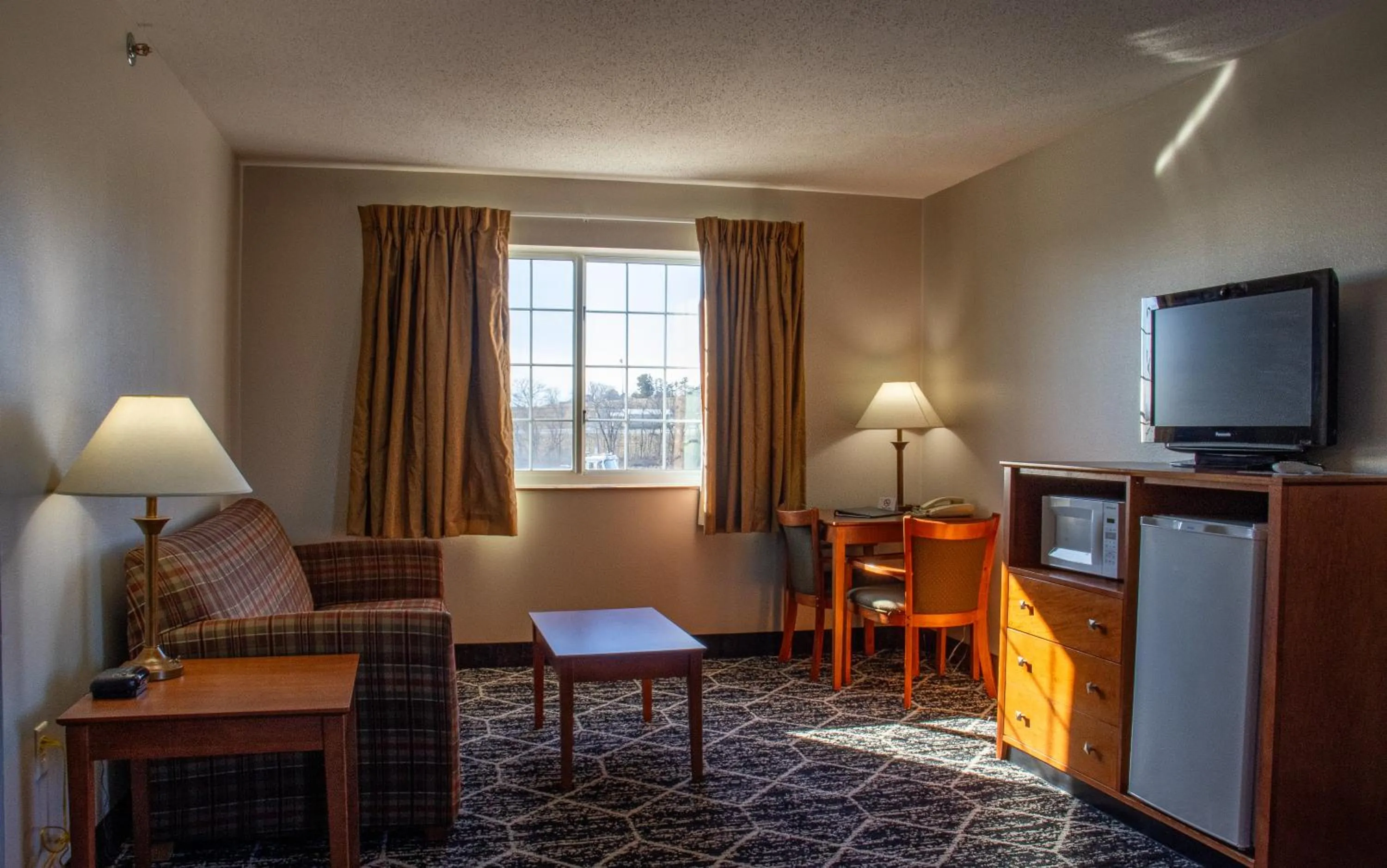 Seating area in Belva Deer Inn