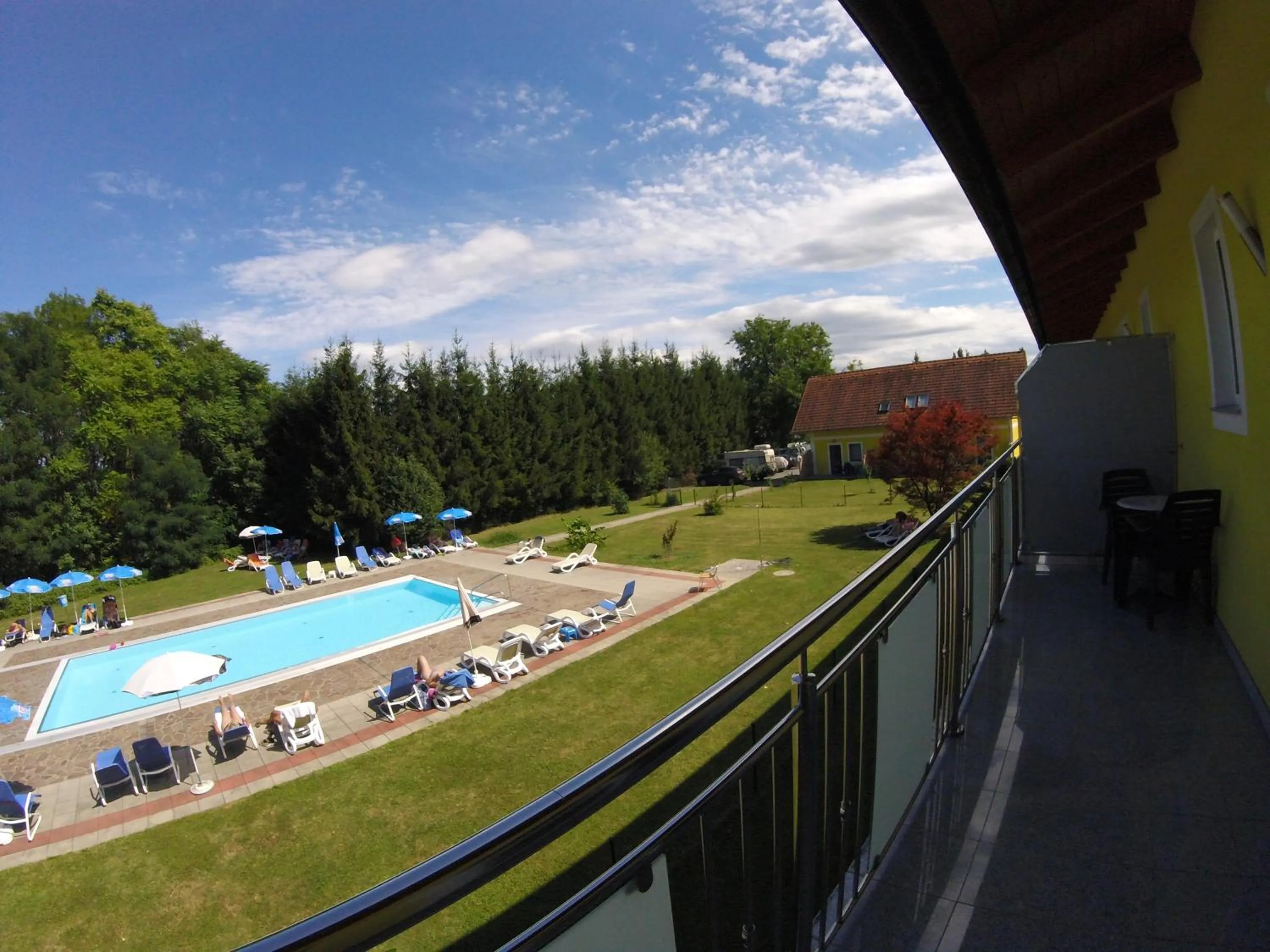 Pool view in Gasthof Zum Lindenhof