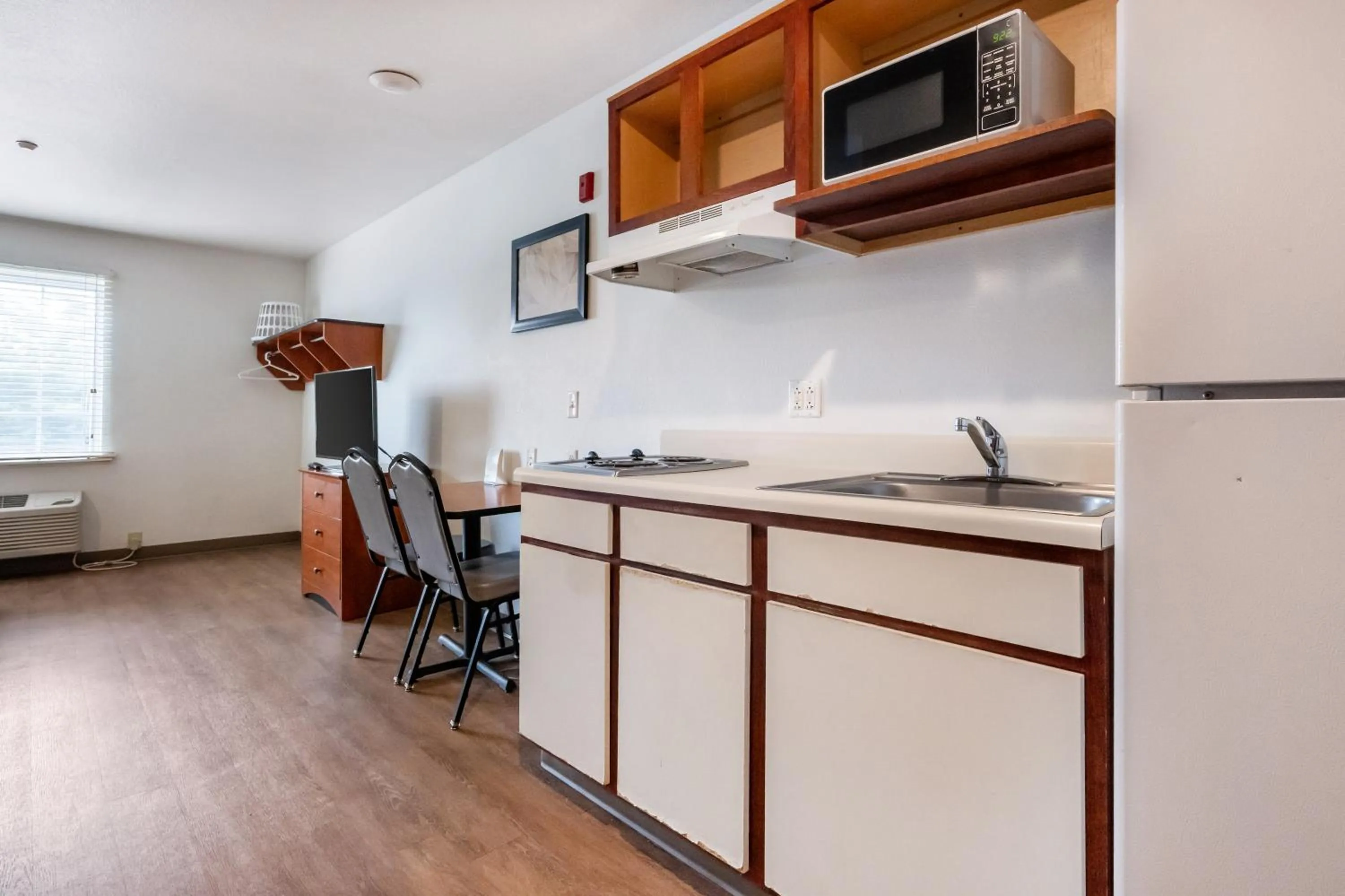 Woodspring Suites Huntsville/ Madison