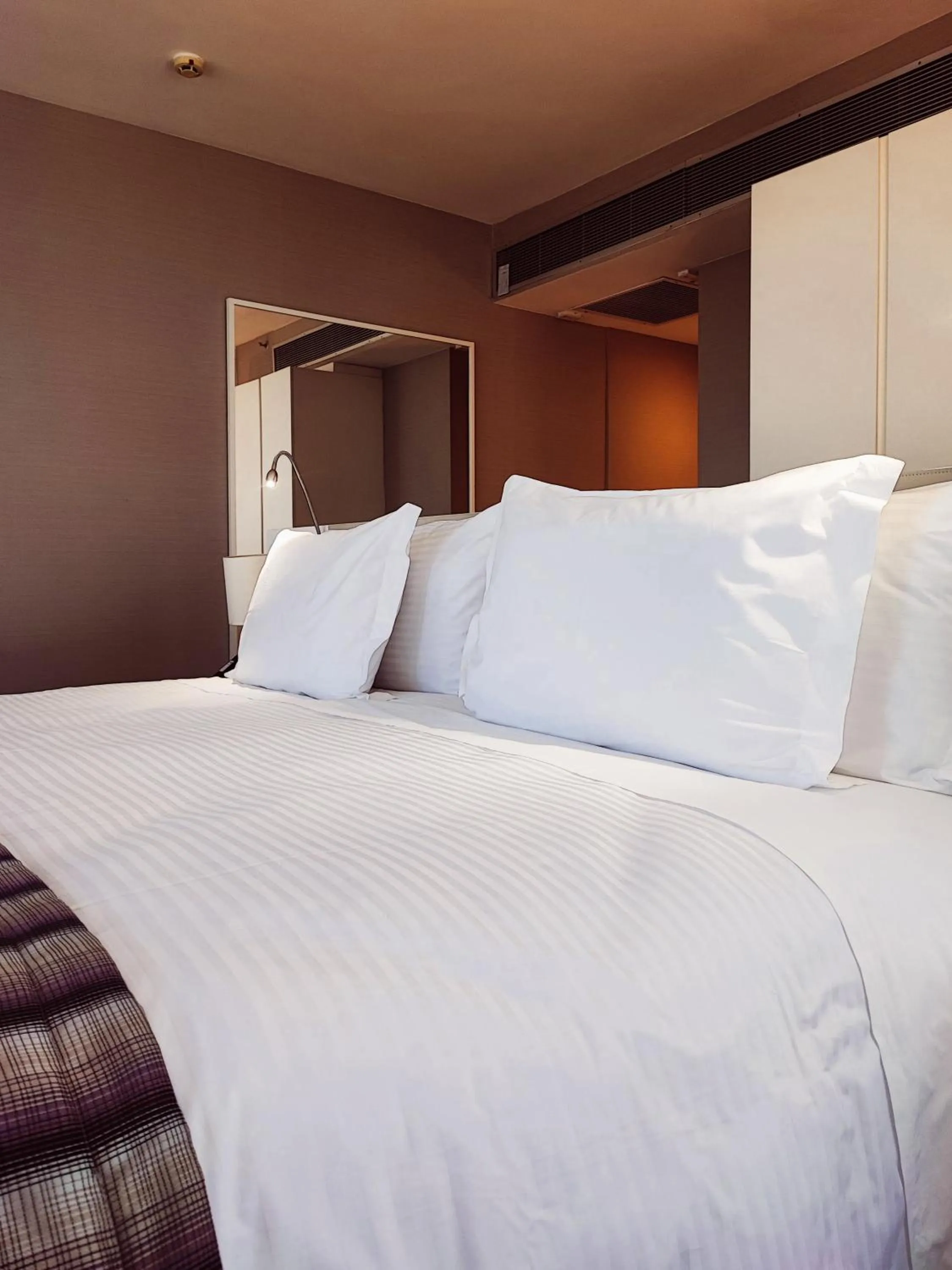 Bedroom, Bed in Quality Hotel São Caetano