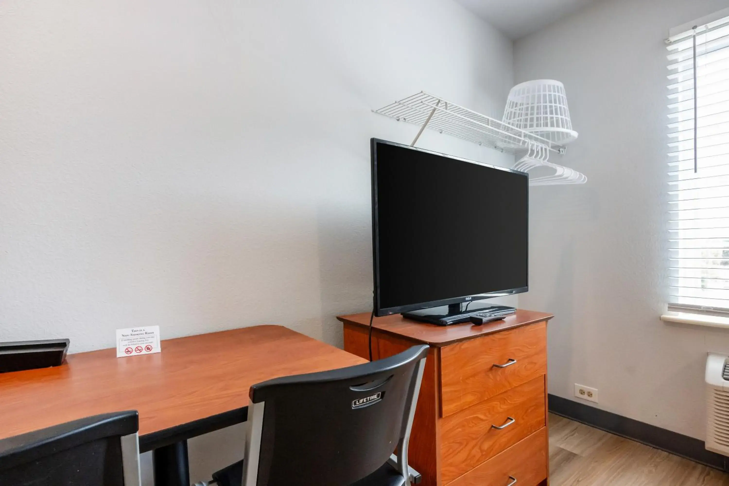 Efficiency Double Room Pet Friendly - Accessible/Non-Smoking in Suburban Studios Huntsville University Area Efficiency Double Room Pet Friendly - Accessible/Non-Smoking in Suburban Studios Huntsville University Area