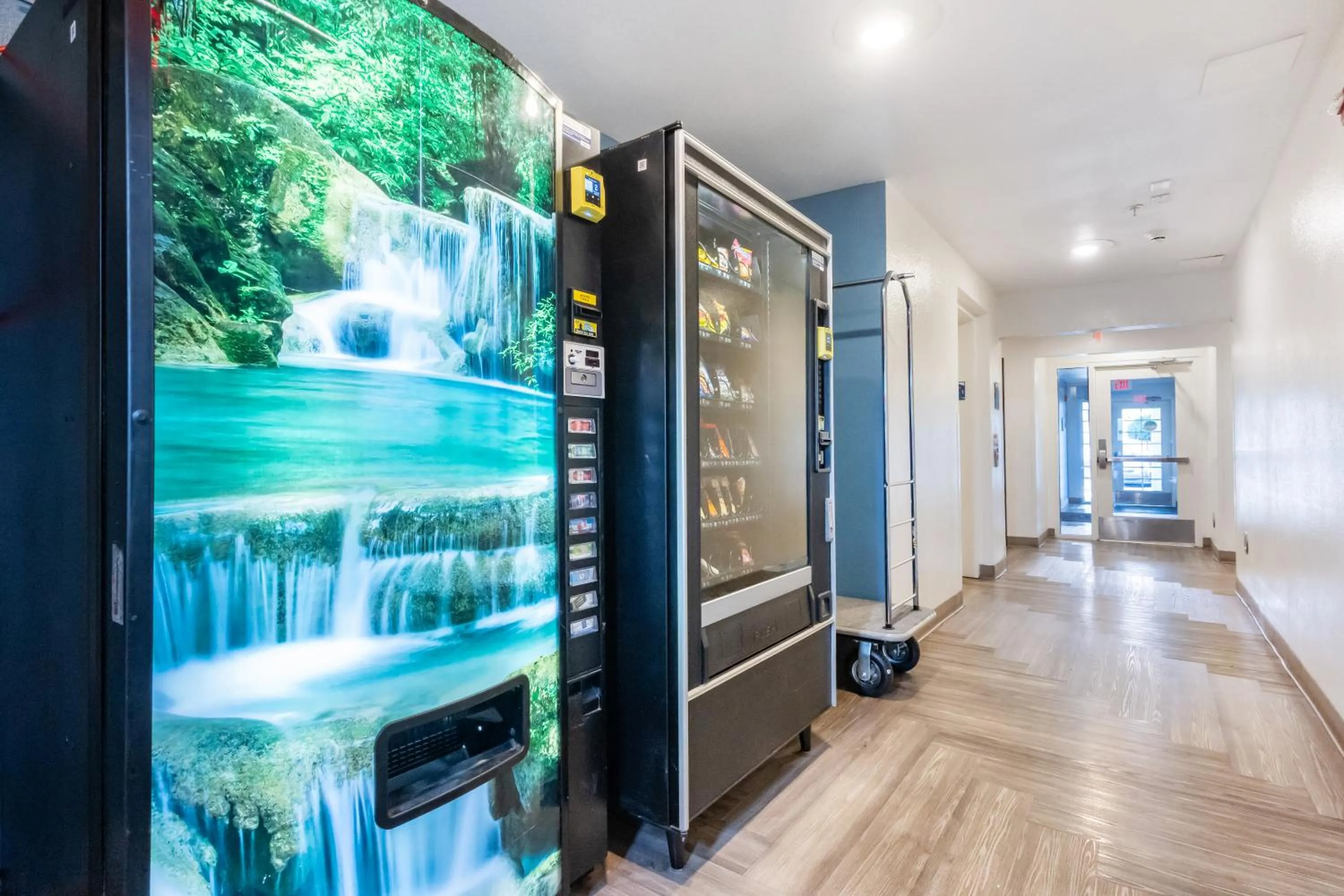 vending machine in Suburban Studios Huntsville University Area