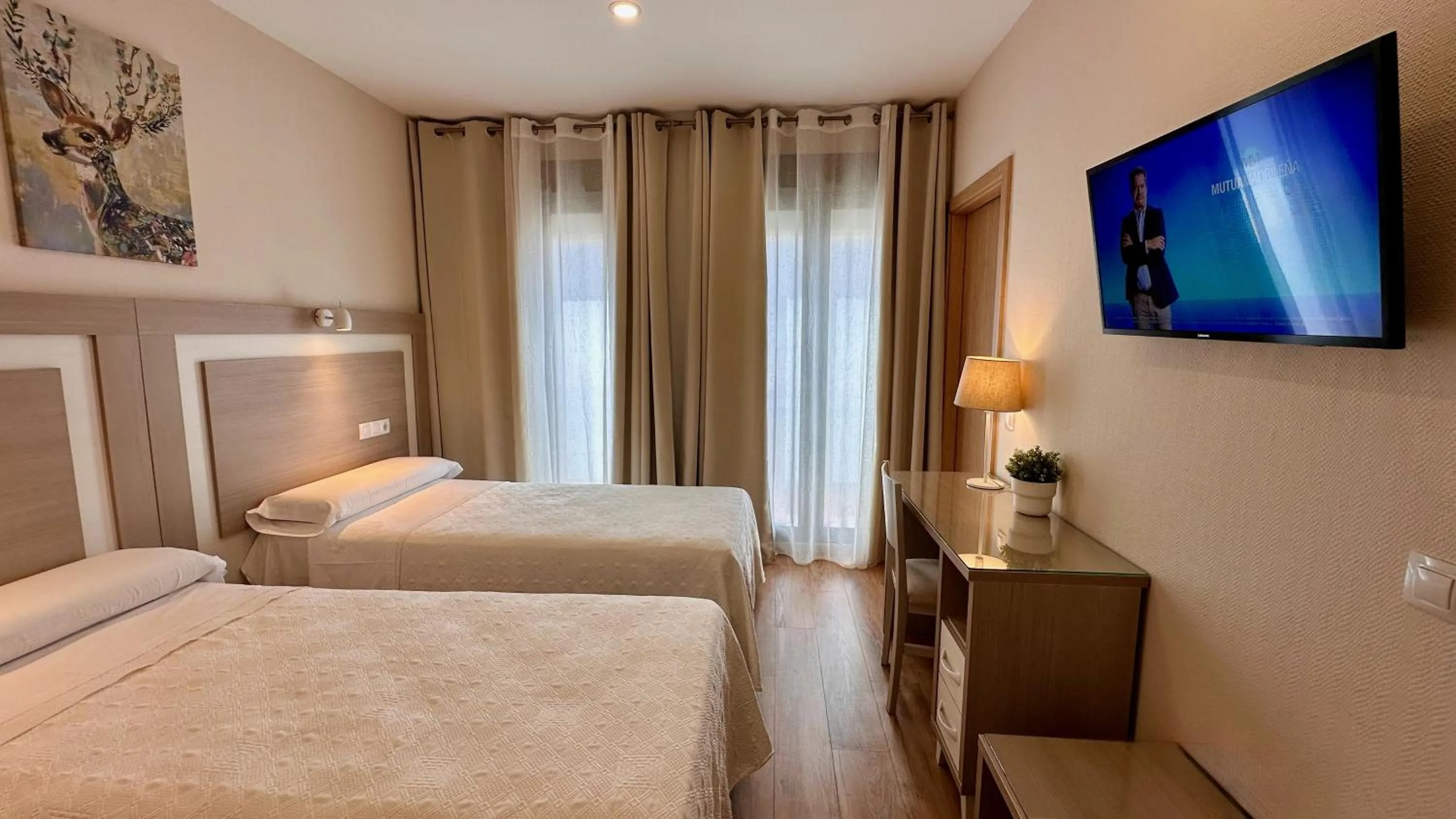 Bed in Hostal Toledo